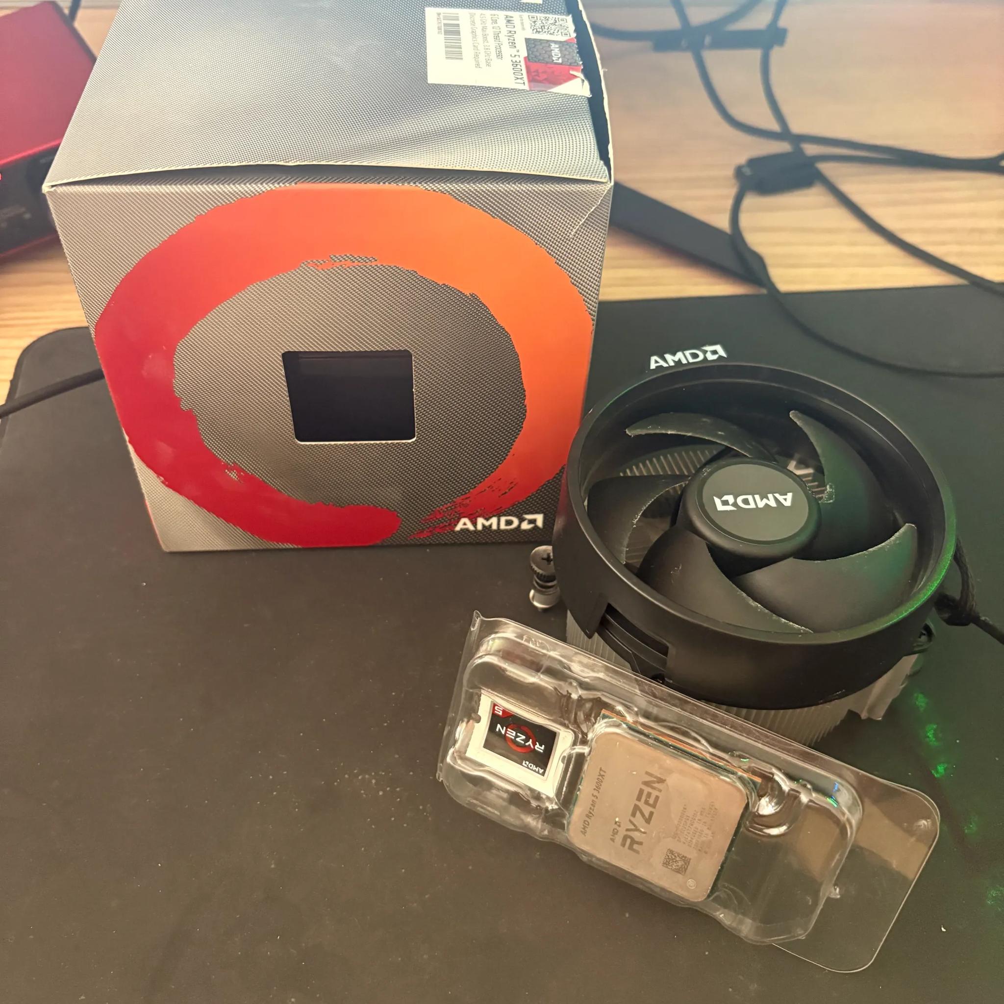 Ryzen 5 3600xt w/ Cooler and Original Packaging