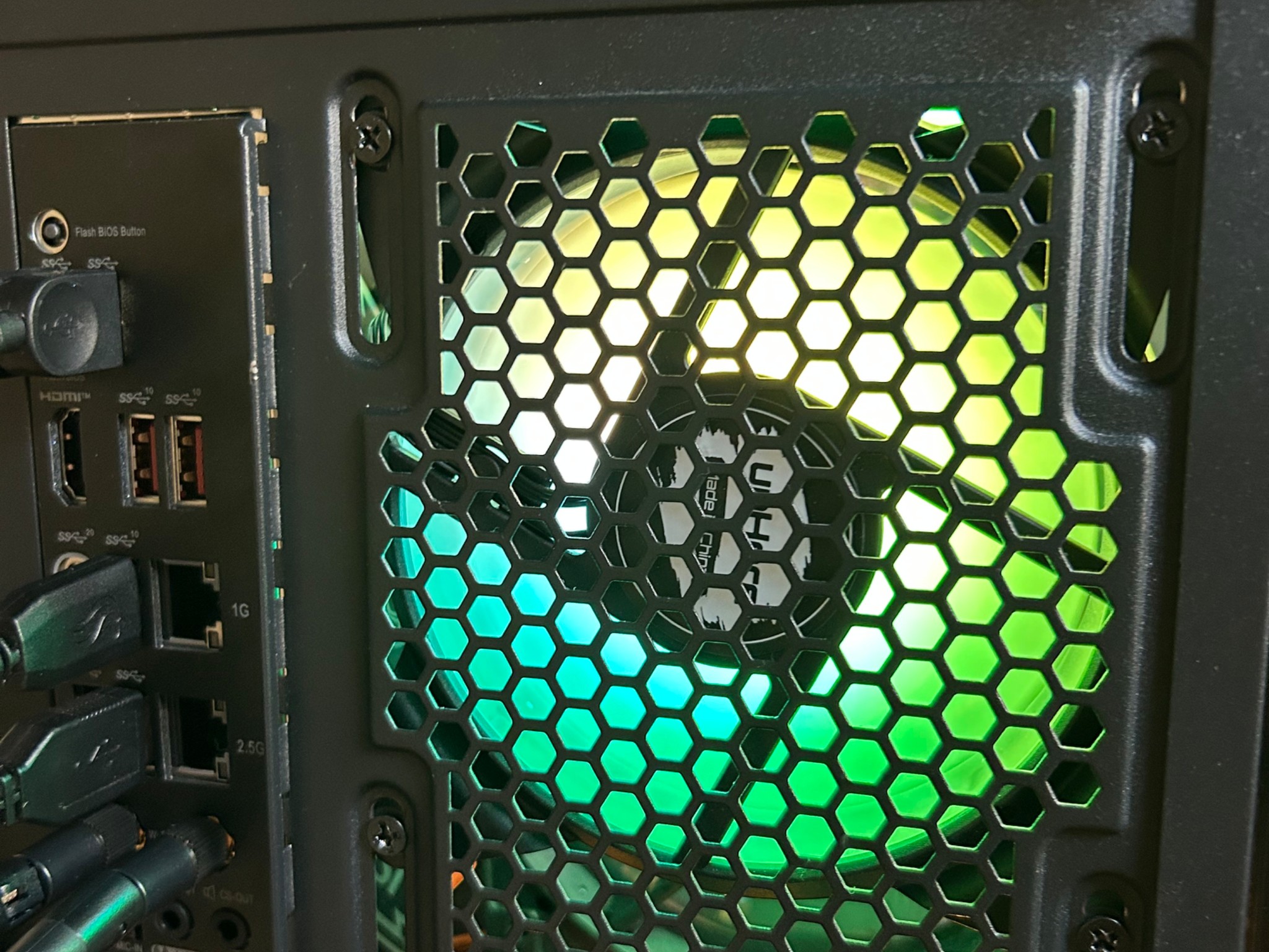 MAXIMUM FPS per dollar - AMD RX7900XTX - Intel Core i9 13900KF - 64GB DDR5 - 2TB SSD