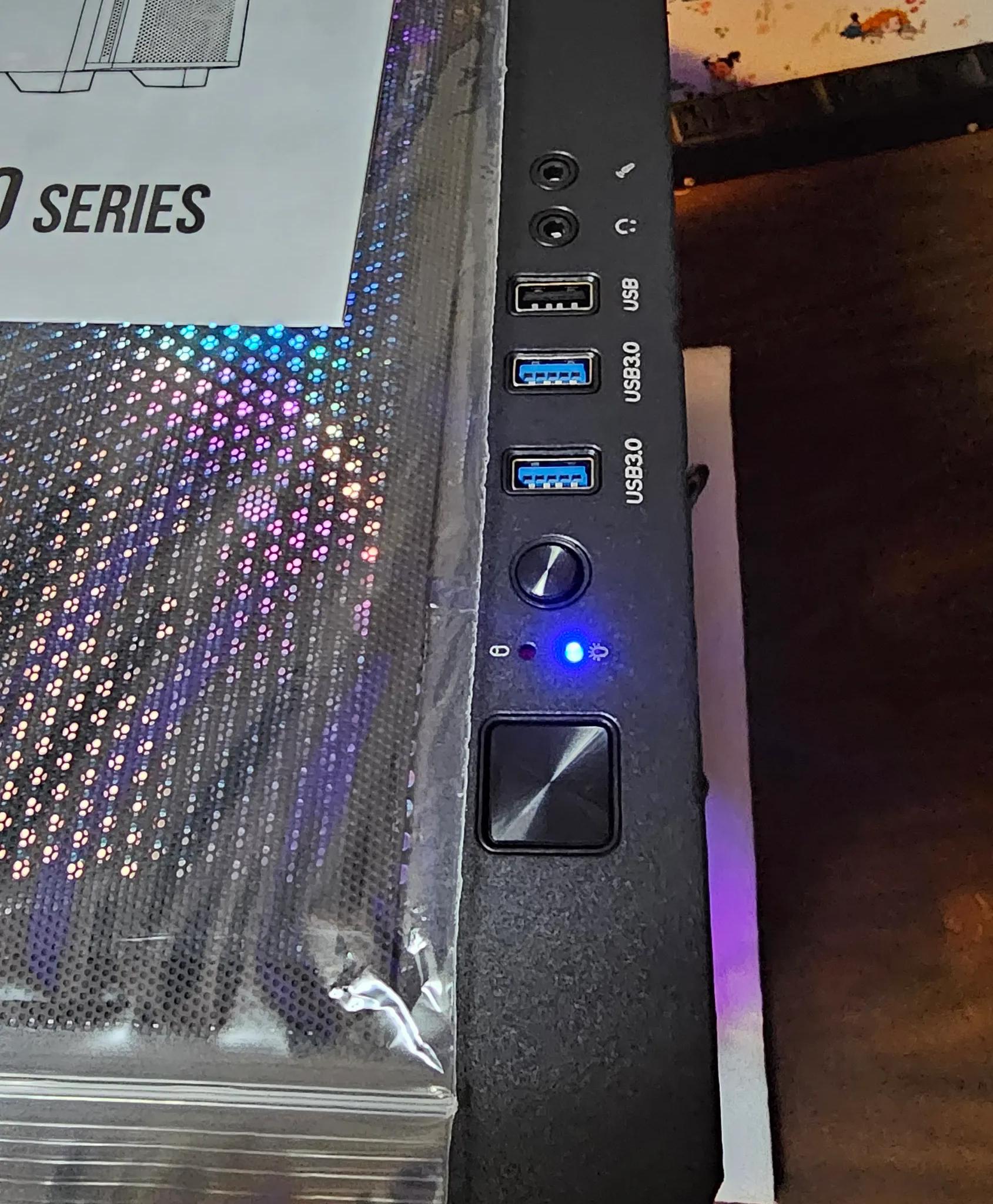 GTX 1660 & 12100F GAMING PC - XXL MOUSE PAD INCLUDED *BNIB* PERFECT FOR A 1ST TIME PC GAMER🔥$575🔥