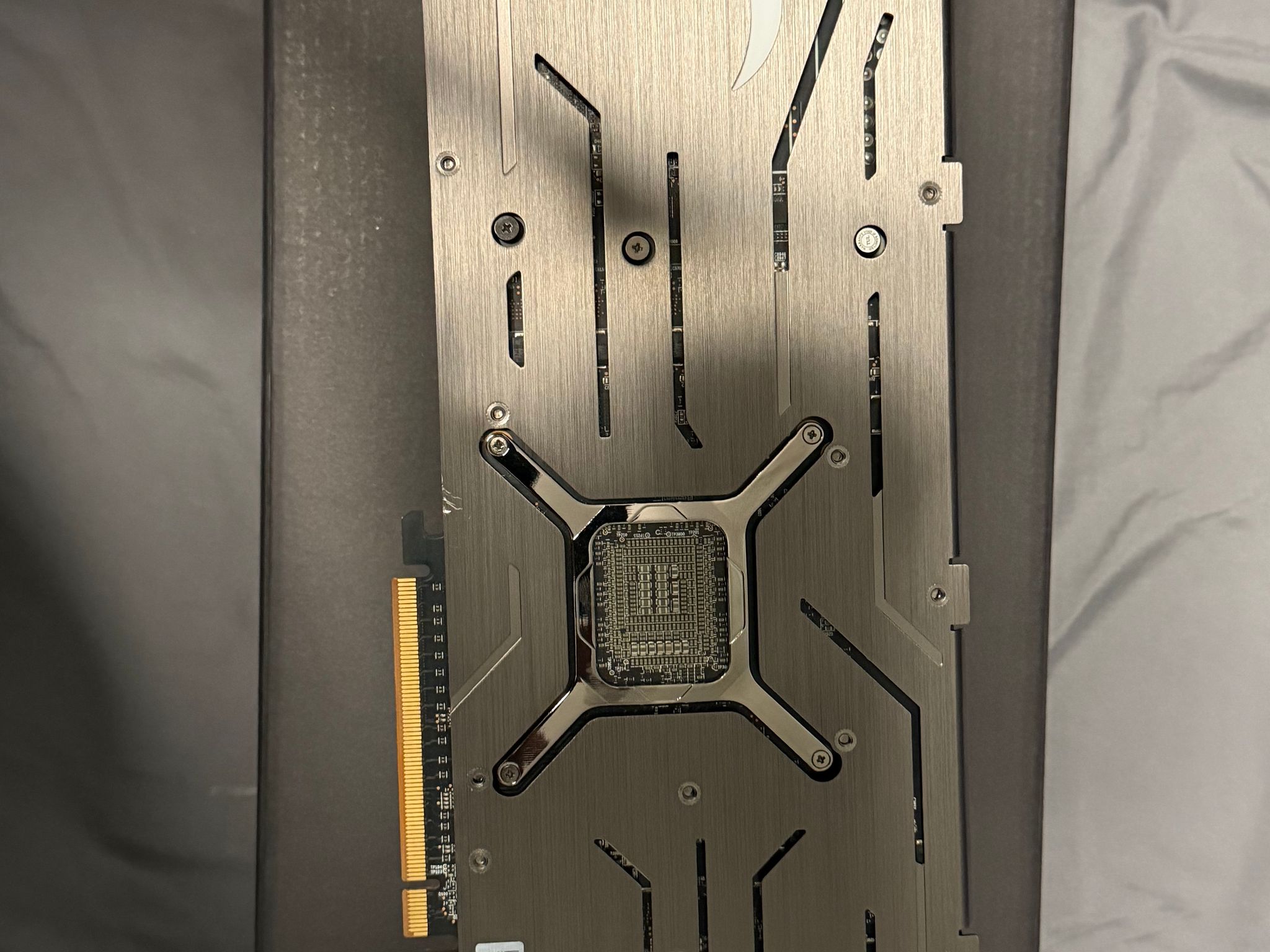 Power Color RX 7900 XT Red Devil