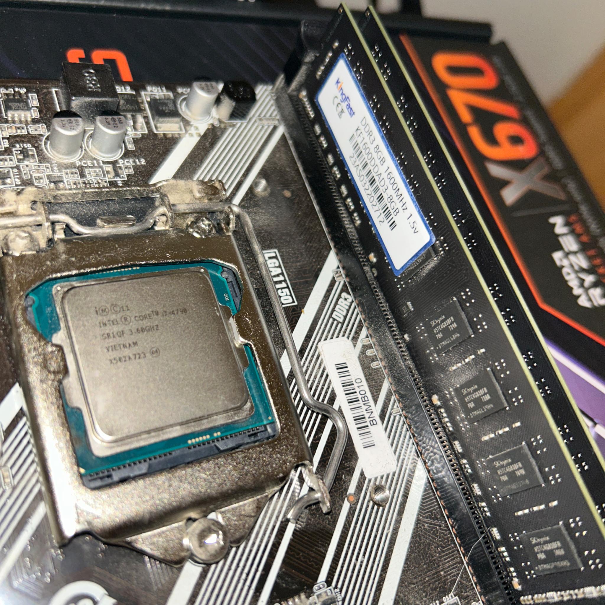 I7-4970 CPU - 16GB RAM - LGA1150 Motherboard