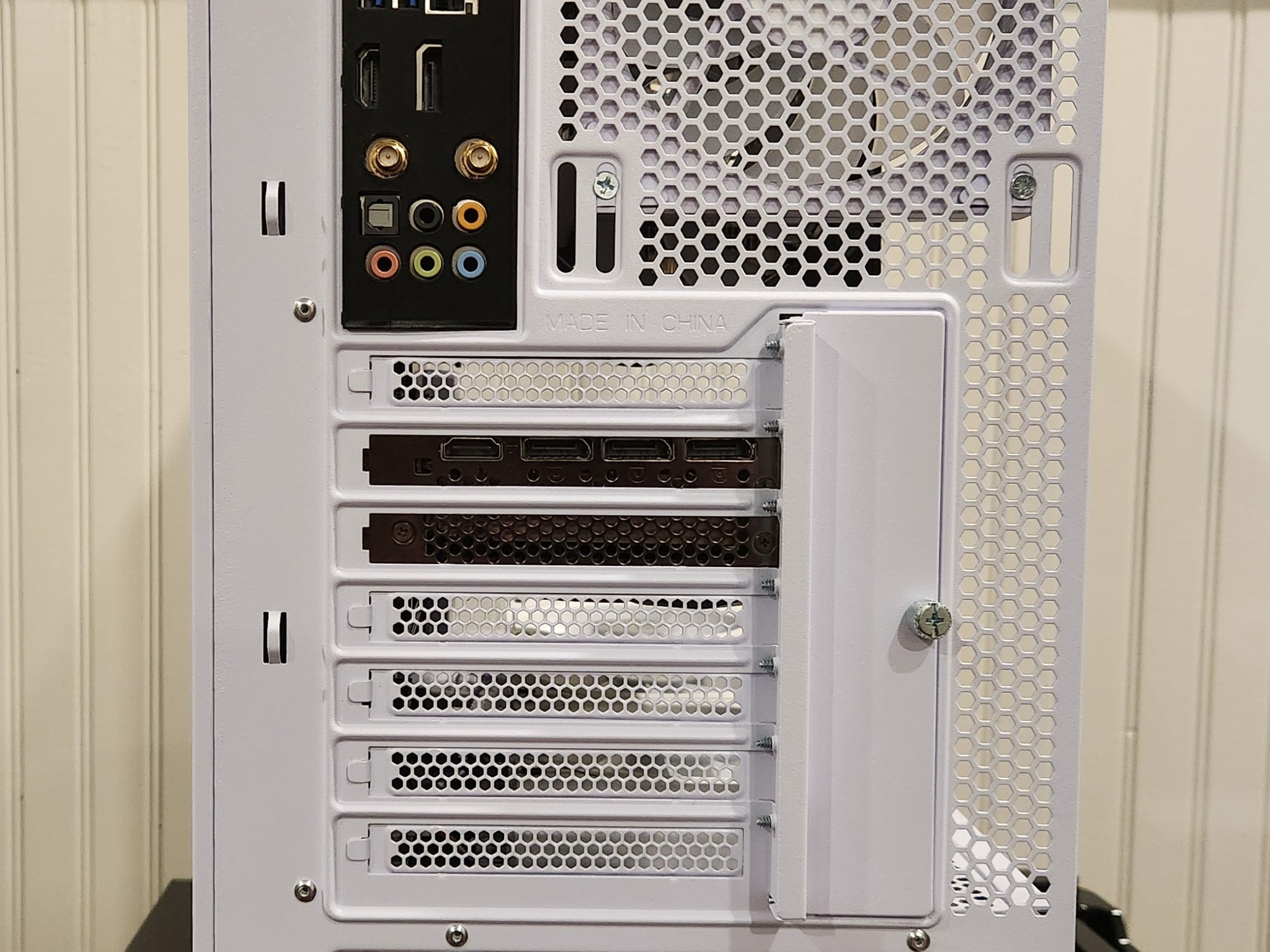 Powerful White Gaming PC | RTX 3070 | RYZEN 7 3800X | 32GB RAM | 1TB SSD | WiFi + BT