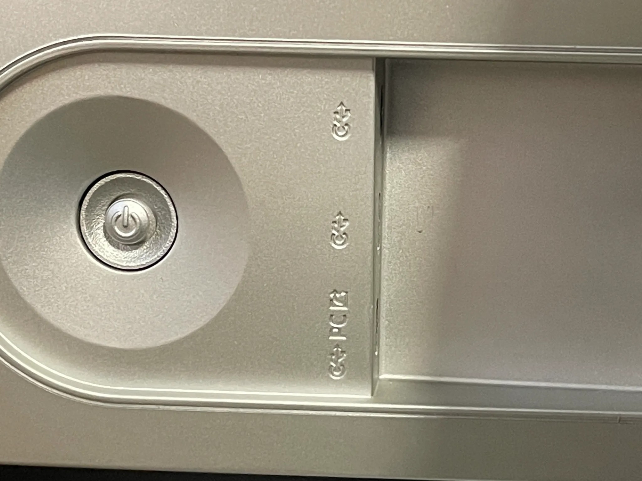 Samsung 49” Odyssey 1440p 240Hz OLED Curved Gaming Monitor