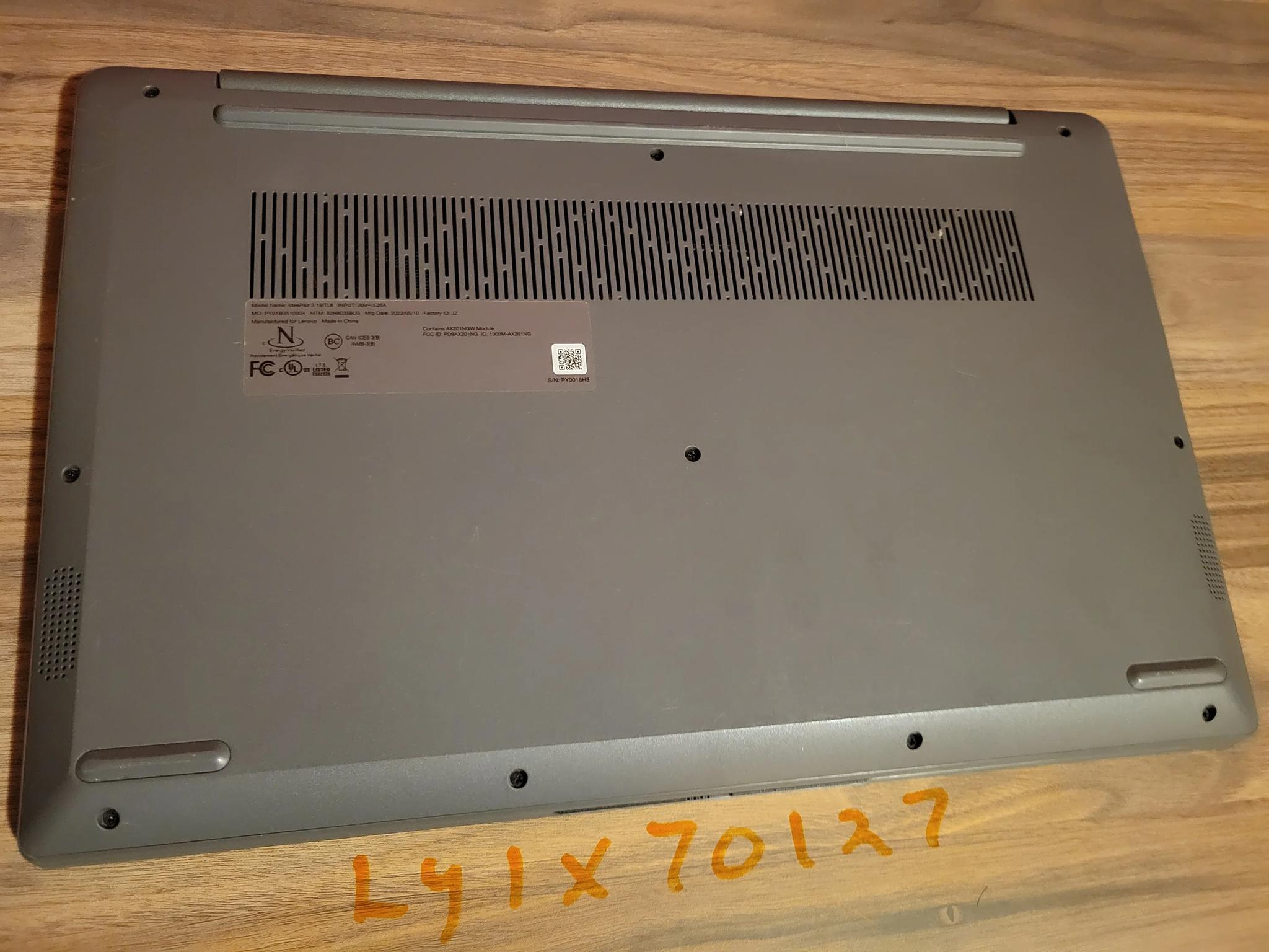 Lenovo Ideapad 3i Laptop - 15.6" FHD Touch Screen - 512GB SSD - intel i5 11th gen.