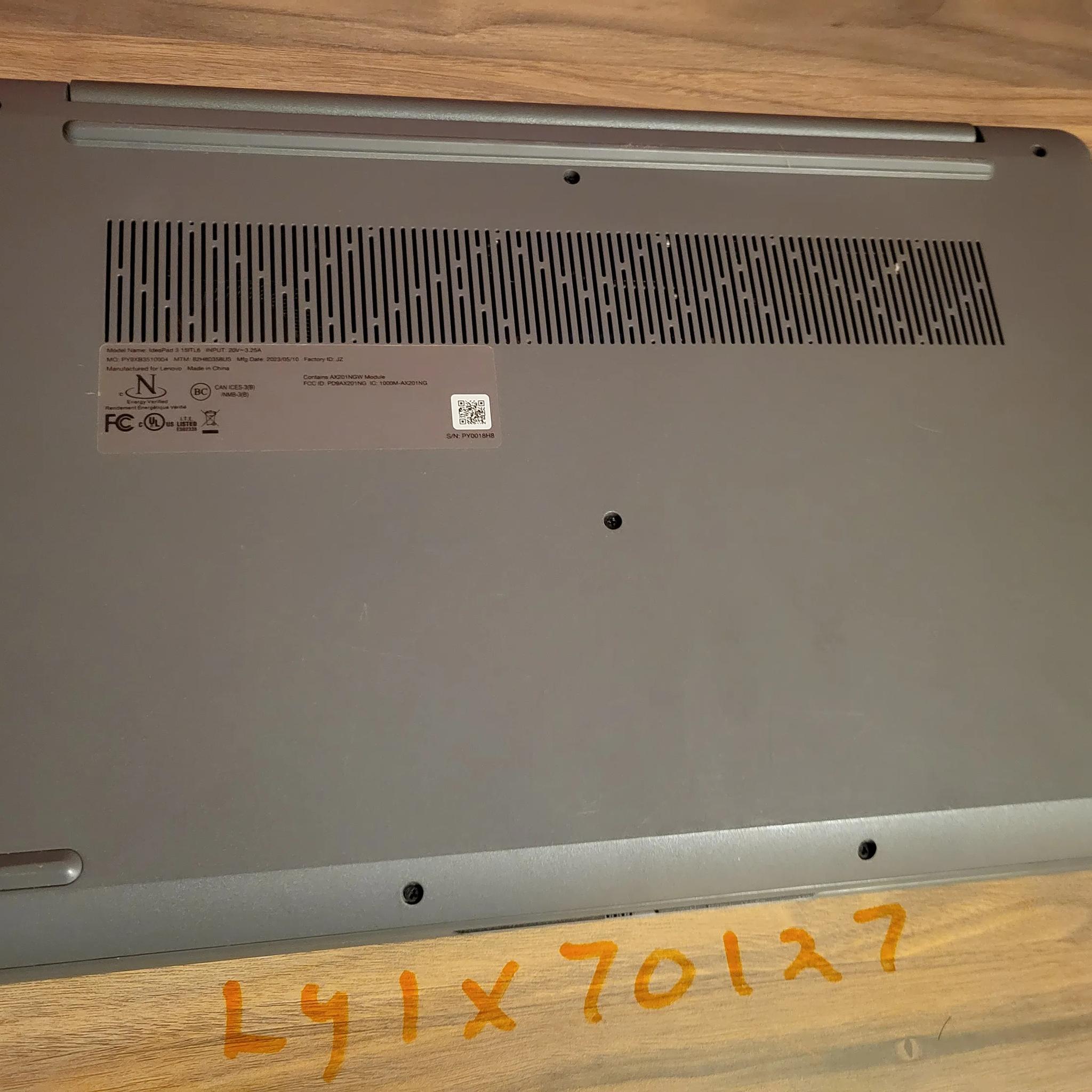 Lenovo Ideapad 3i Laptop - 15.6" FHD Touch Screen - 512GB SSD - intel i5 11th gen.