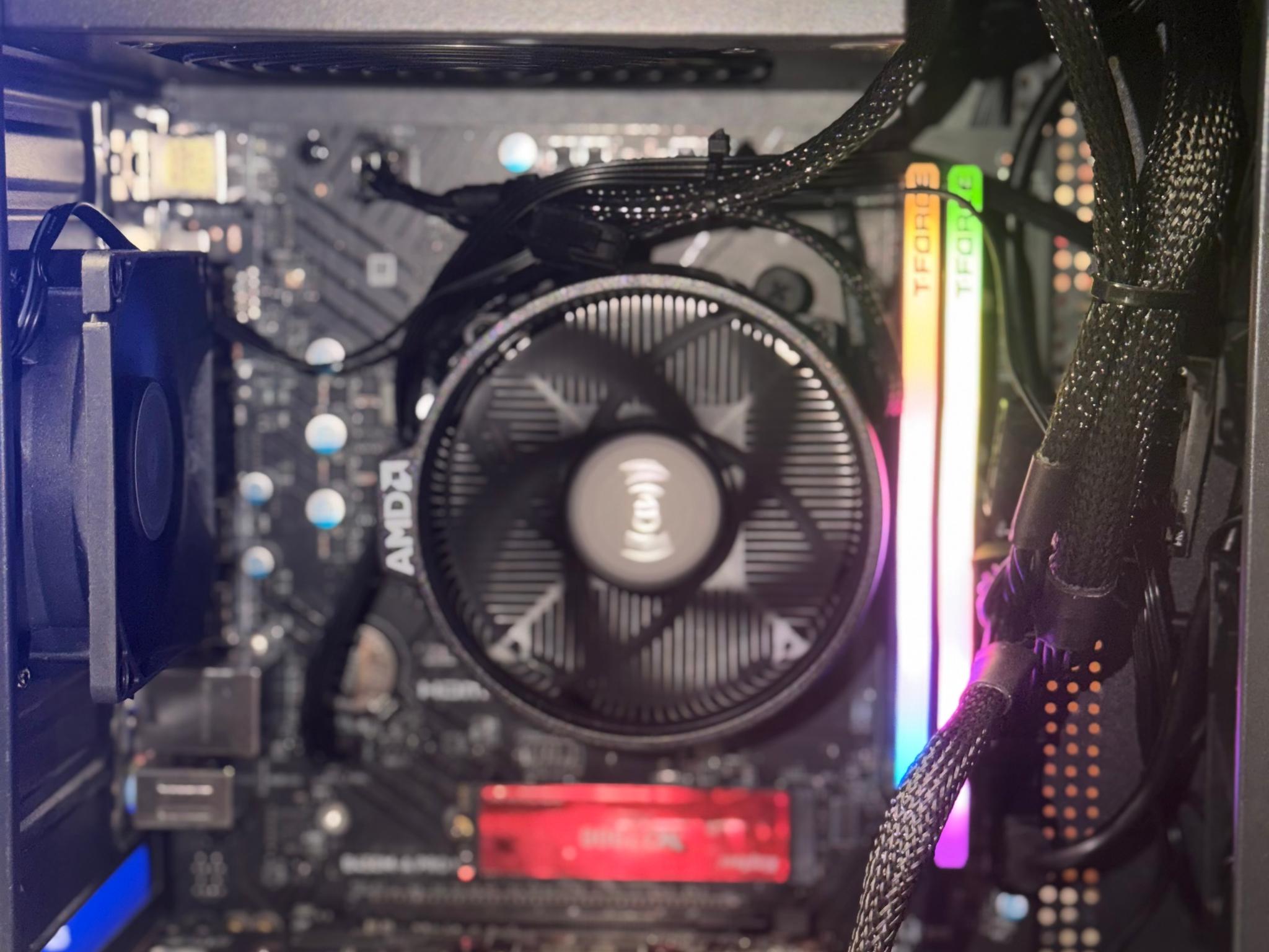 Ryzen 5 5500 + RX 6500 XT | 64GB RAM | 1TB NVMe PC