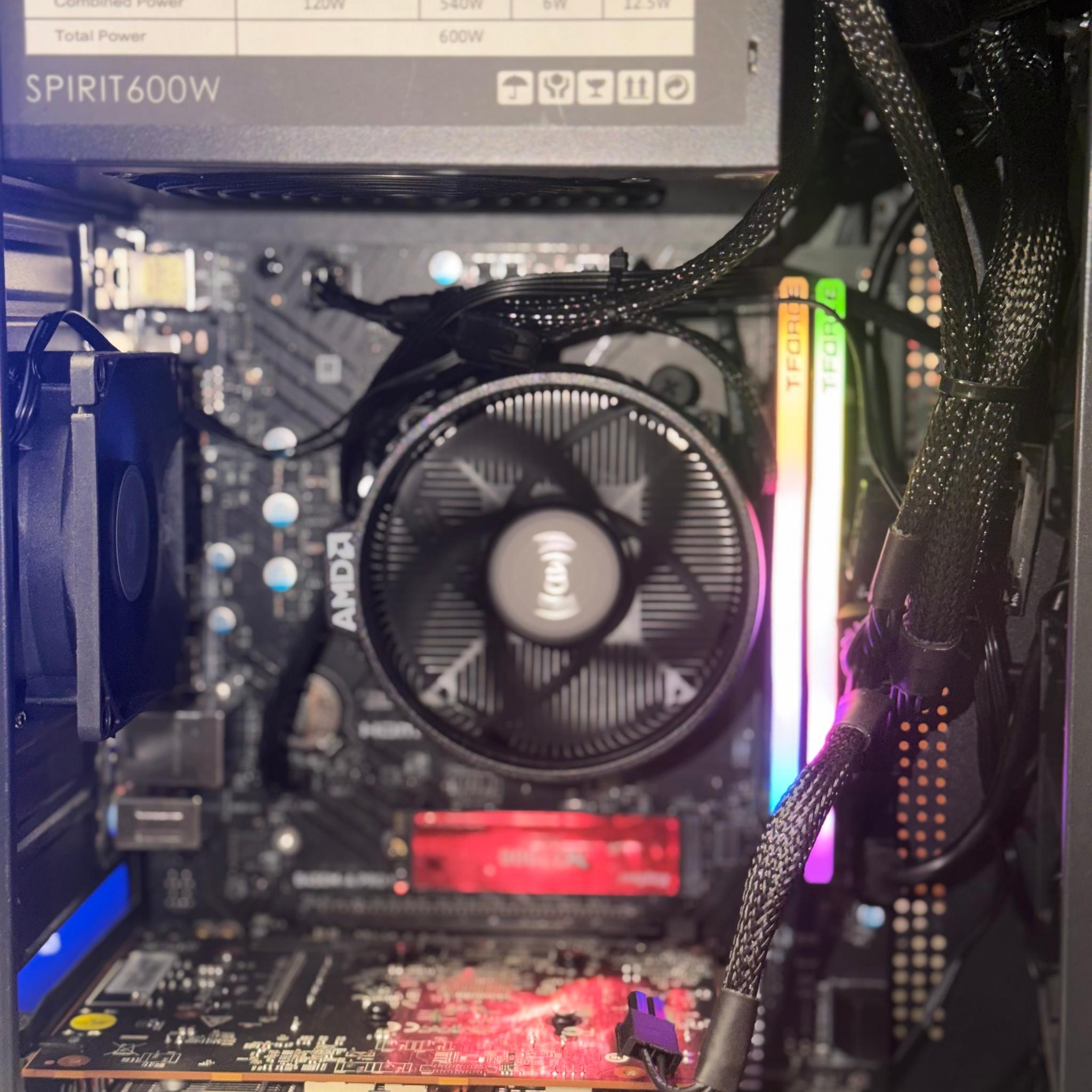 Ryzen 5 5500 + RX 6500 XT | 64GB RAM | 1TB NVMe PC