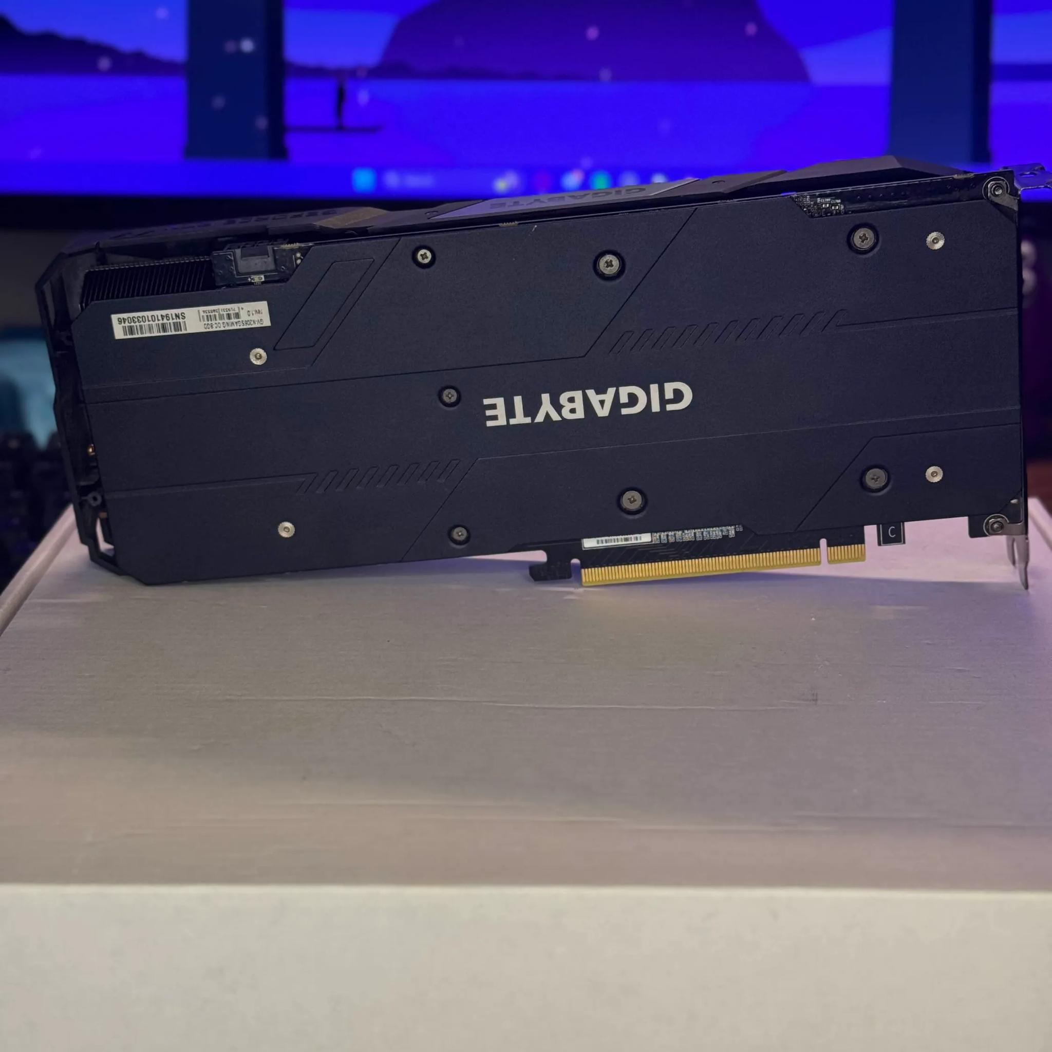 🔥GIGABYTE GeForce RTX 2060 SUPER GAMING 3X OC