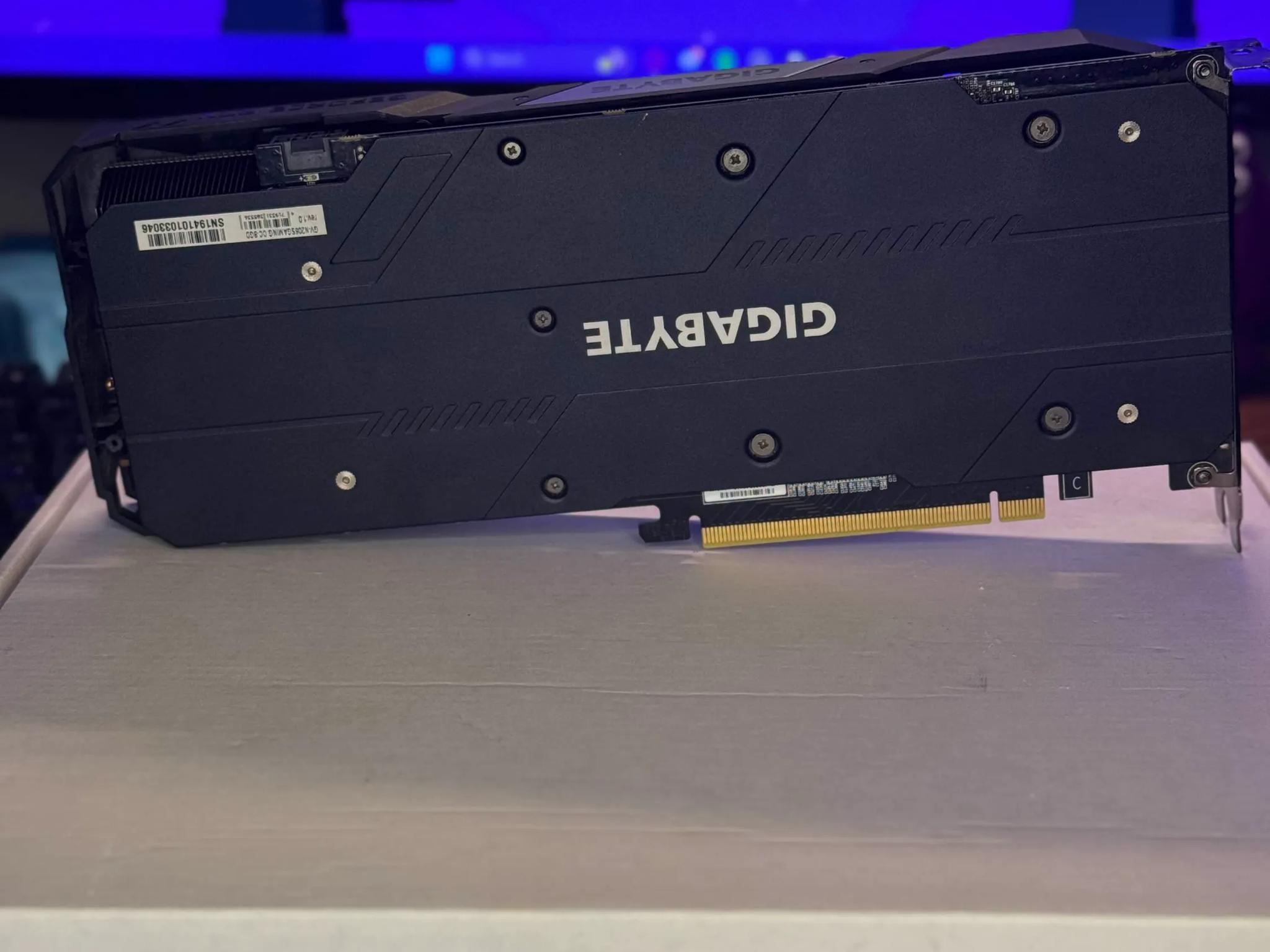 🔥GIGABYTE GeForce RTX 2060 SUPER GAMING 3X OC