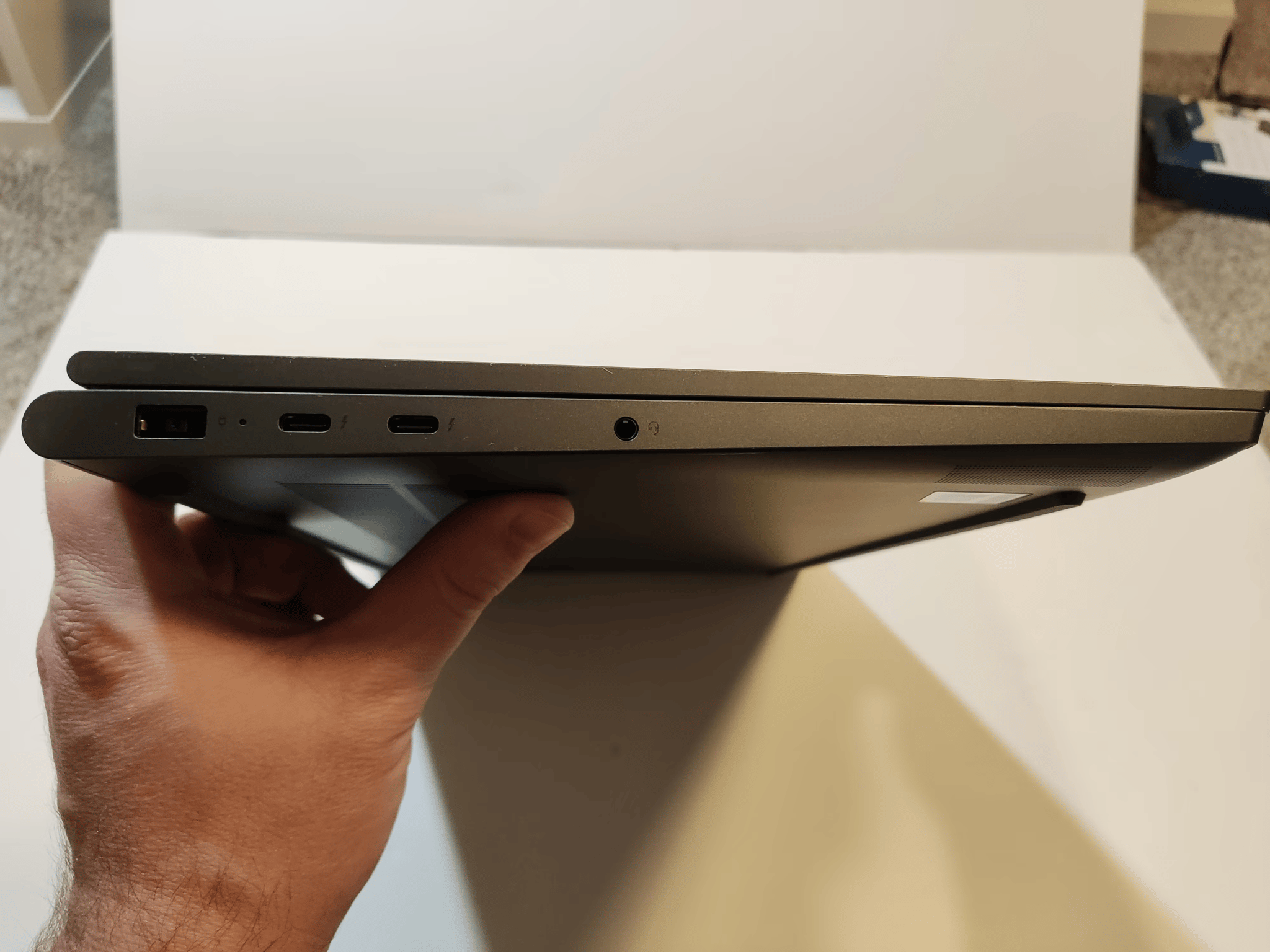 Lenovo Yoga 9i 15.6" 1080p 2-in-1 i7 10750H 1650Ti Laptop