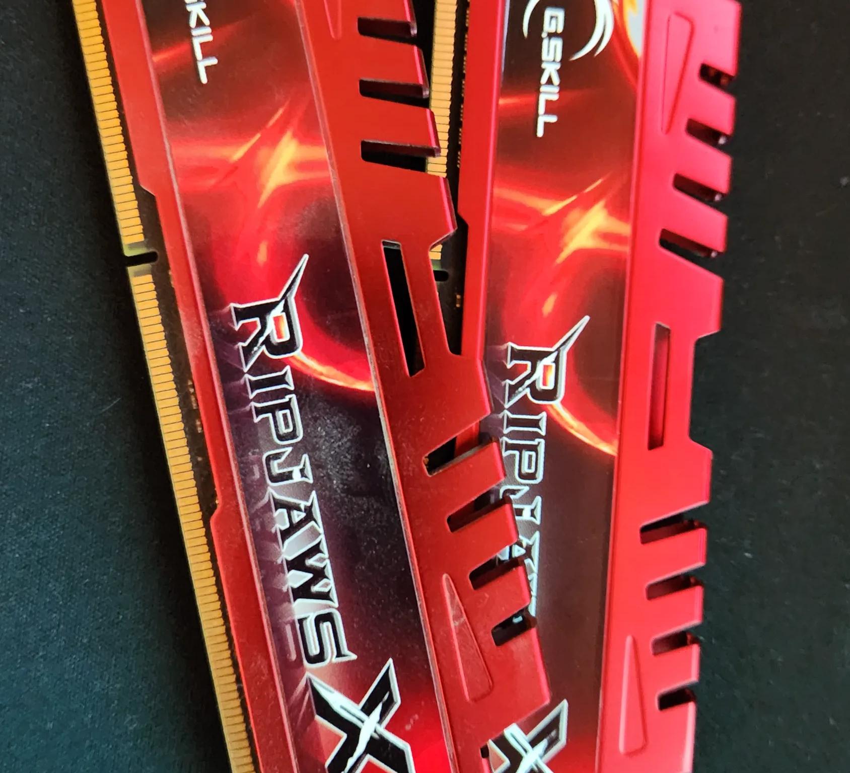 G.skill DDR3-1600 RAM 16gb 2x8