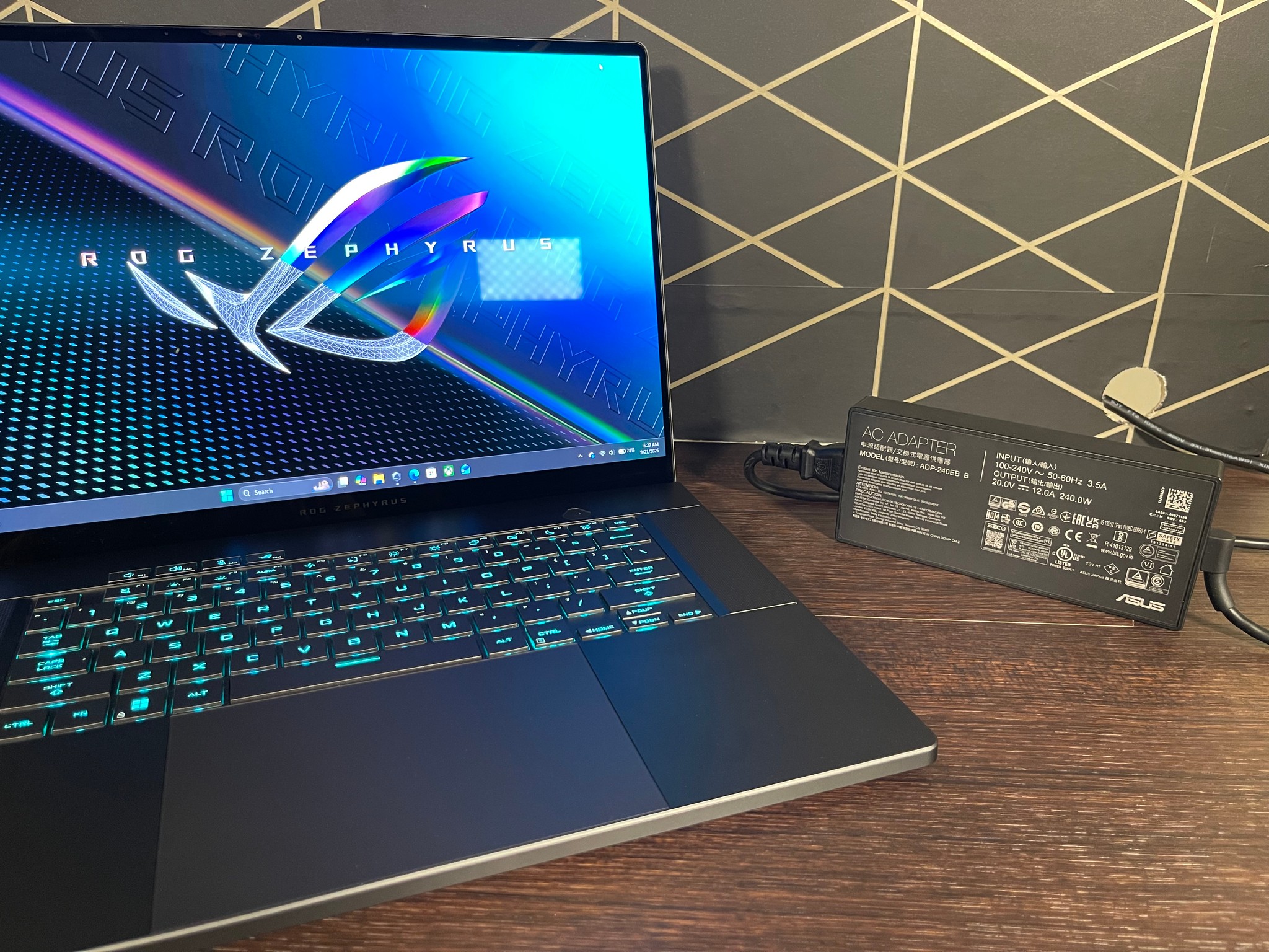 ROG Zephyrus G16 OLED/ RTX 4090/ Ultra 9 / 32Gb DDR5/ 2Tb.