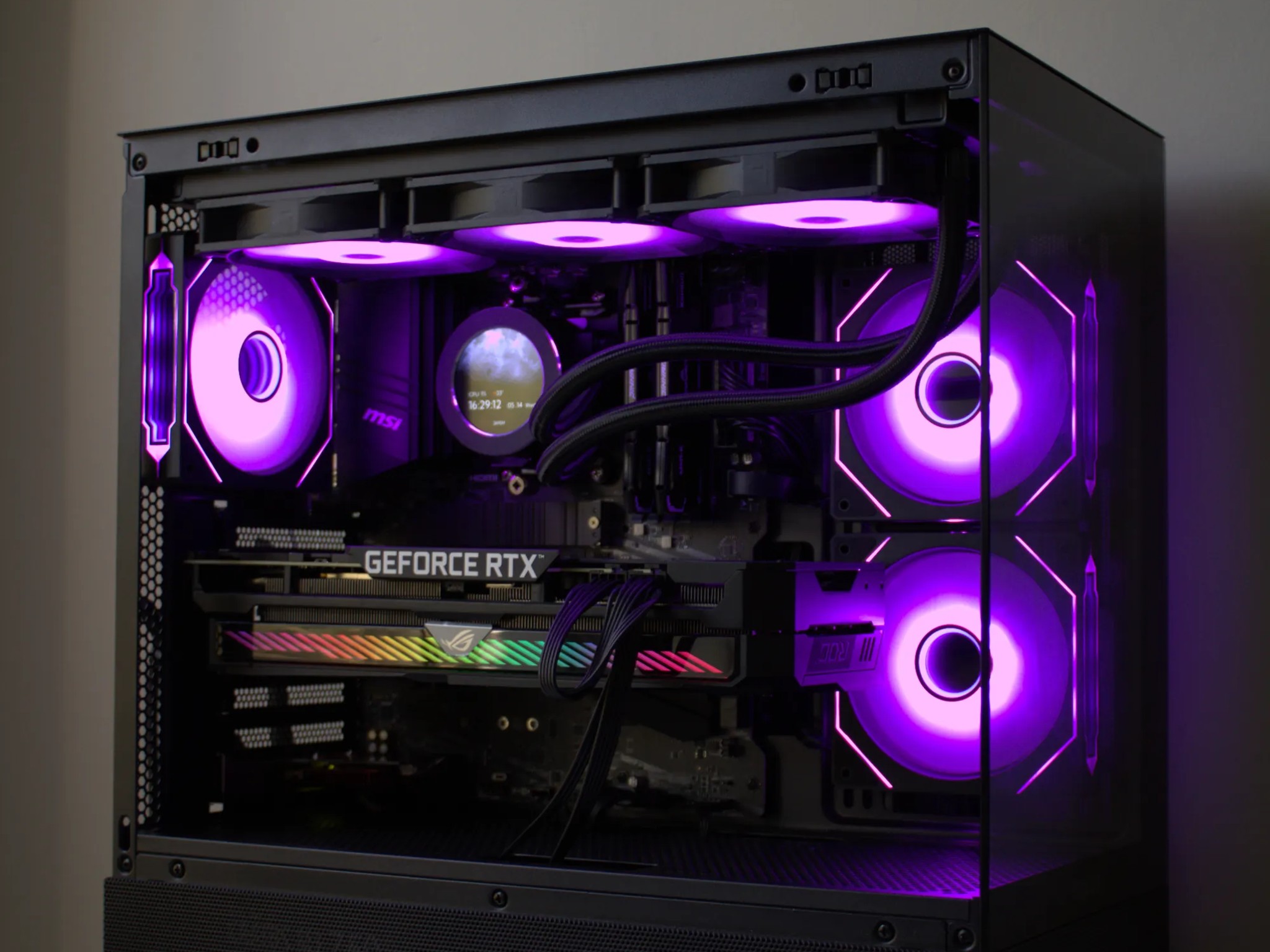 RTX 3070 | Ryzen 7 5700X | 1TB SSD NVMe | 32GB RAM | Wifi & Bluetooth!