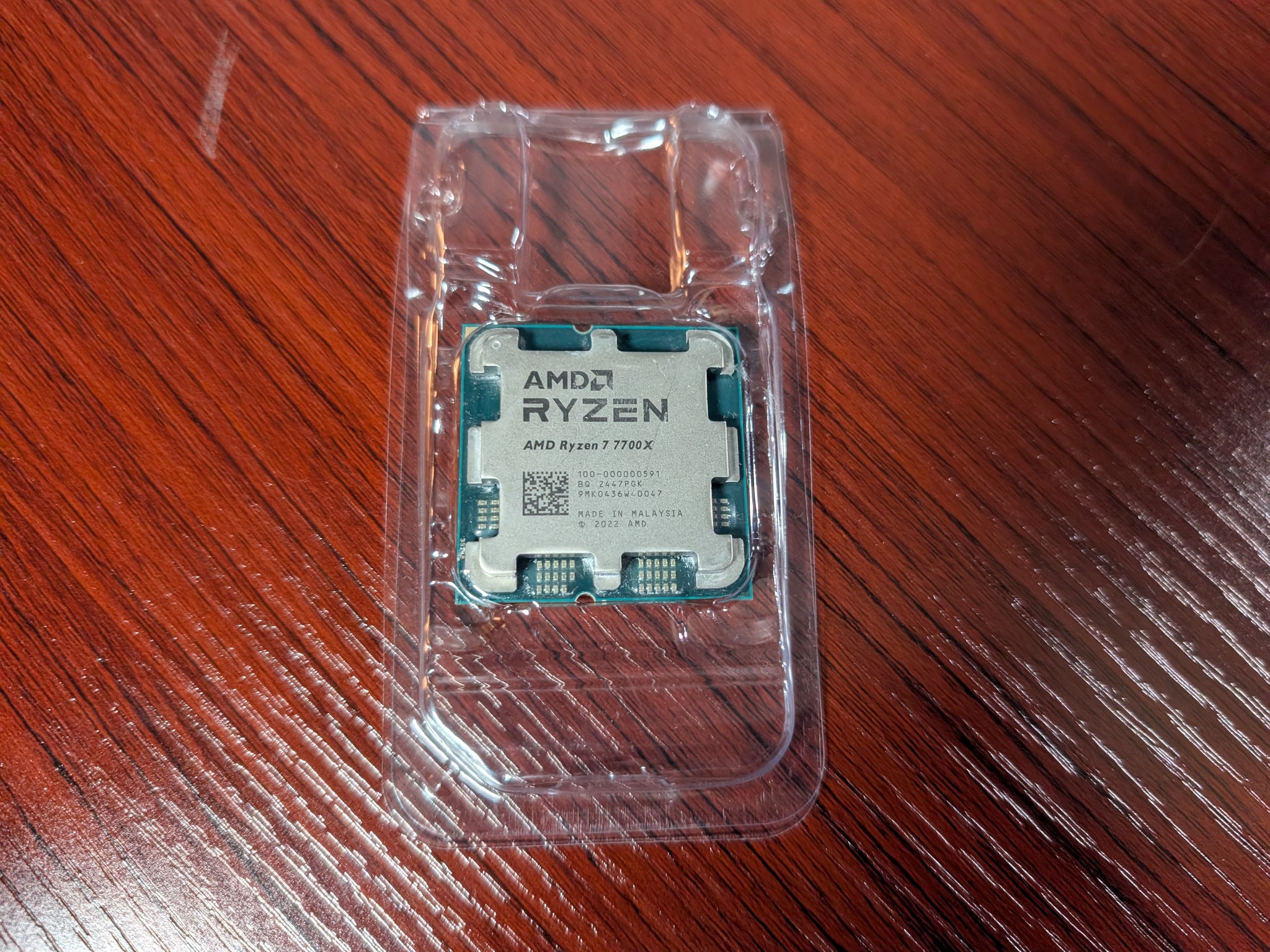 AMD Ryzen 7 7700X