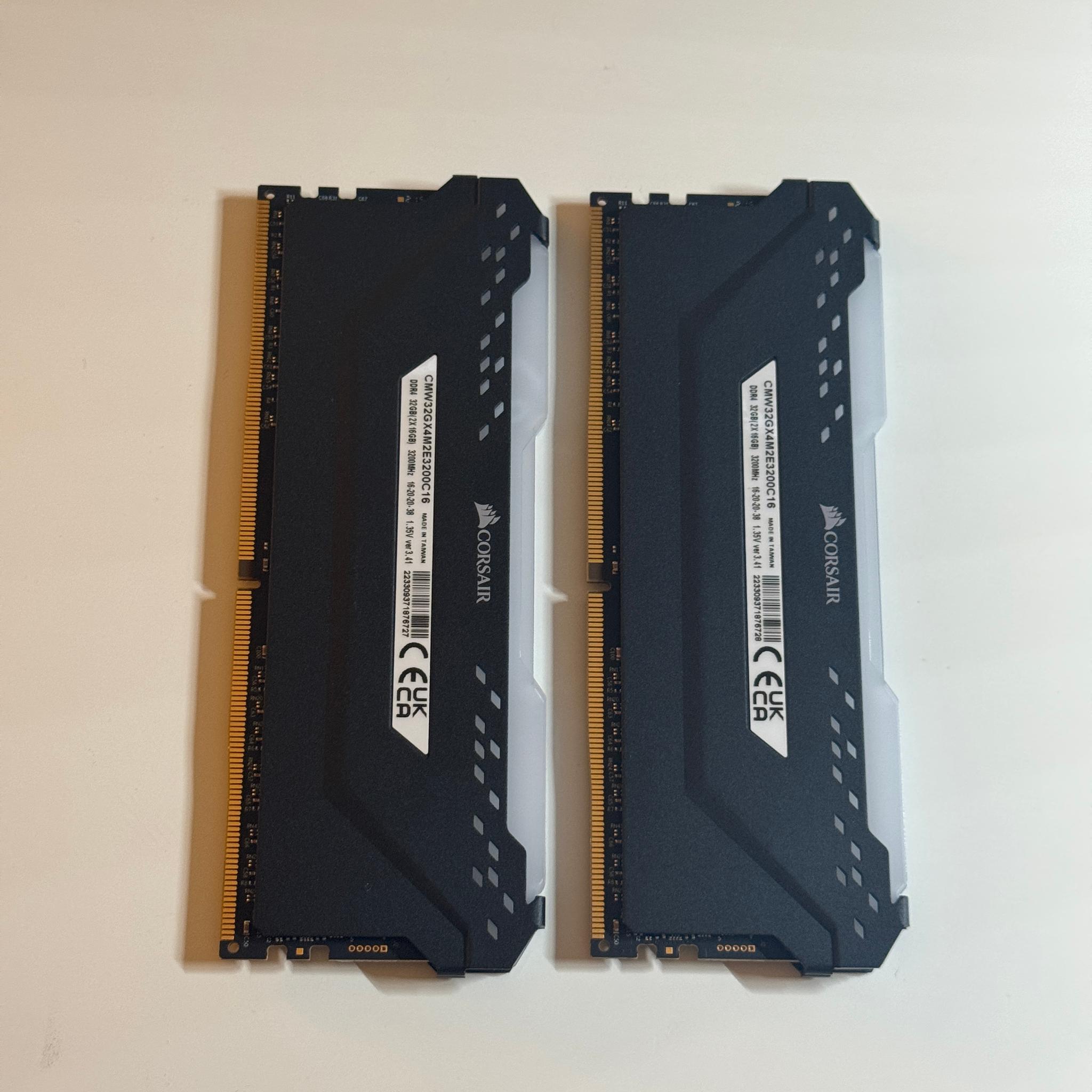 Corsair Vengeance RGB DDR4 32GB