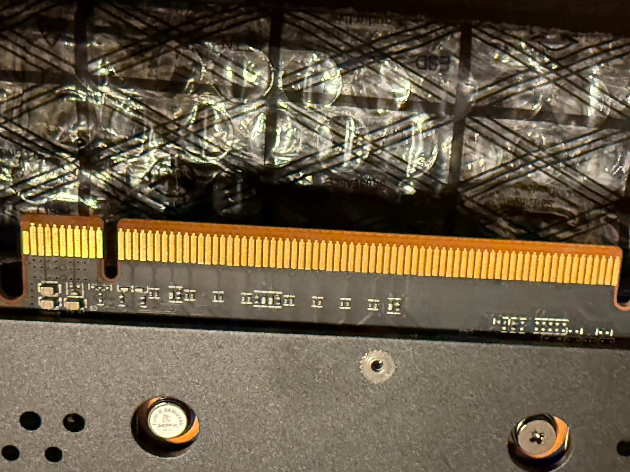Used w/box - XFX Speedster Swift 210 AMD Radeon RX 6650 XT 8GB DDR6 Graphics Card