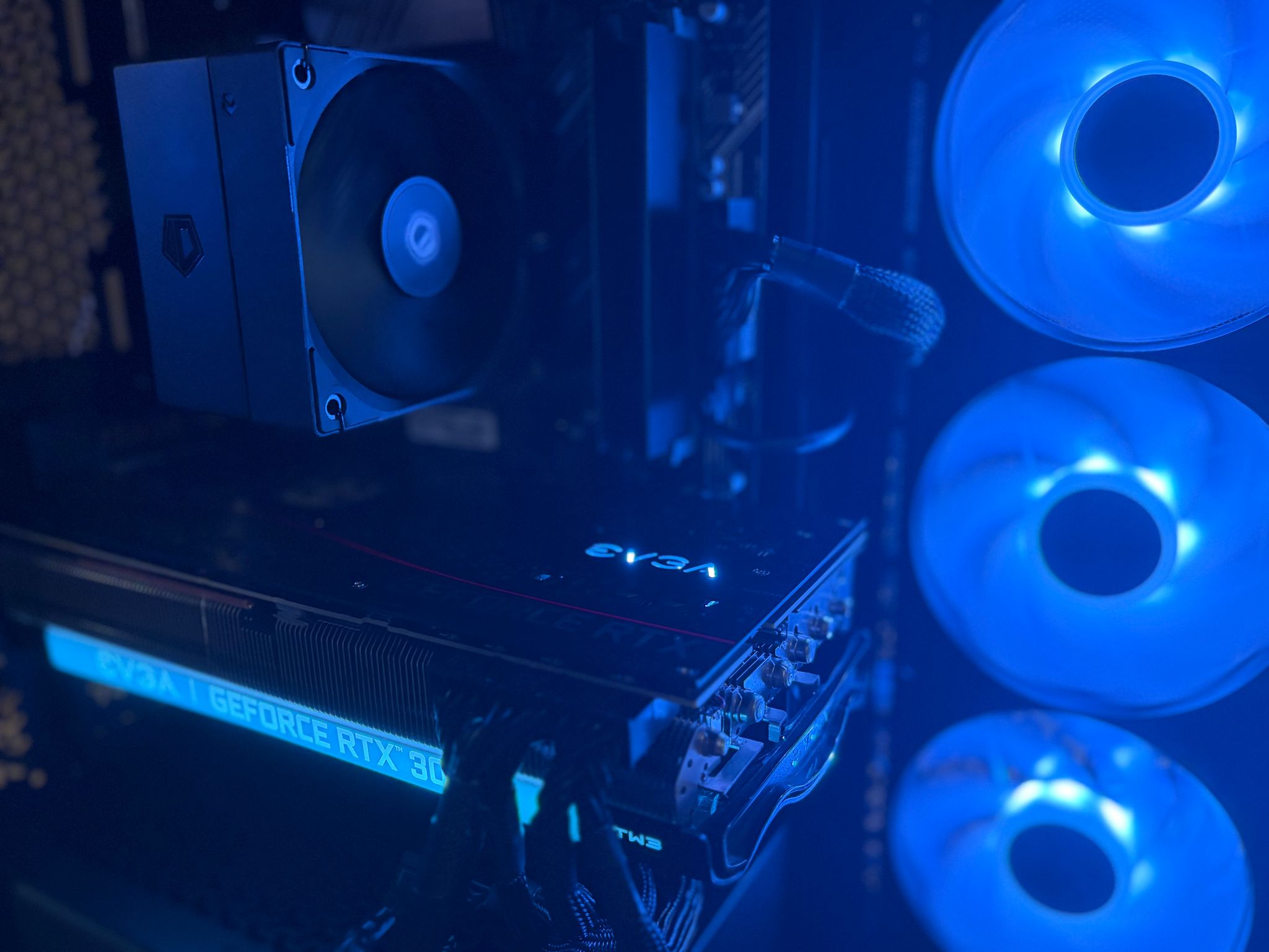 Black Gaming PC | RTX 3080 10GB | RYZEN 7 3700X | 16GB RAM | 1TB NVME SSD | Wi-Fi + Bluet...