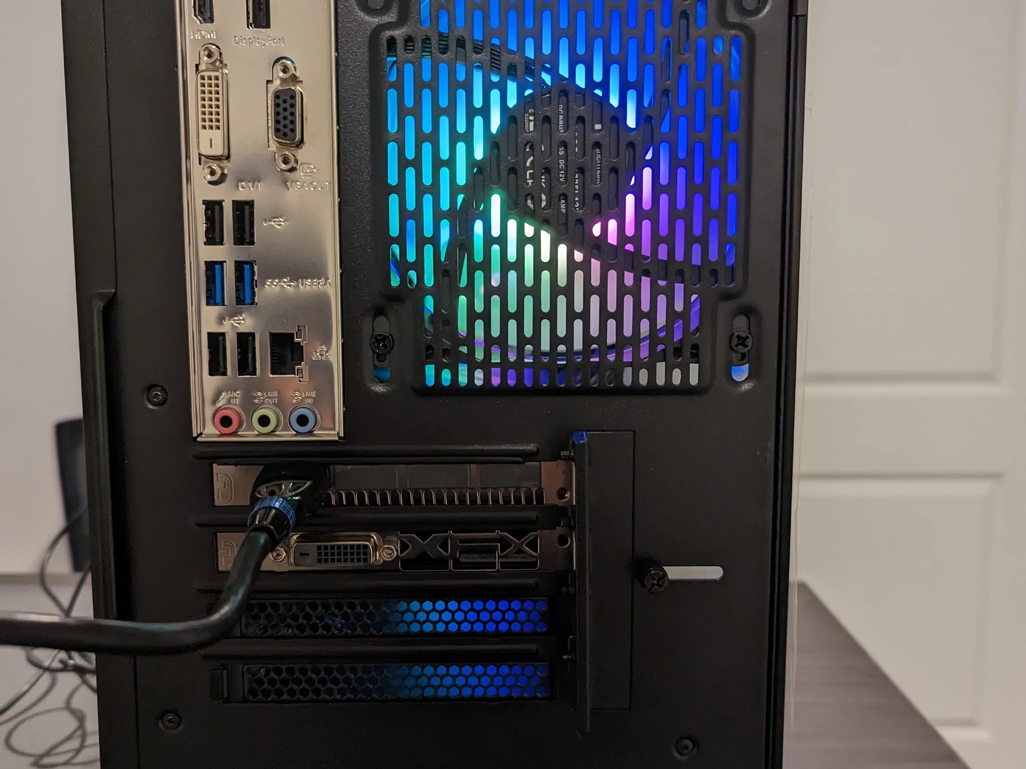 Thermaltake V150 TG (16Gb RAM, 2.2TB storage) - XFX GTR Radeon RX 480 8GB
