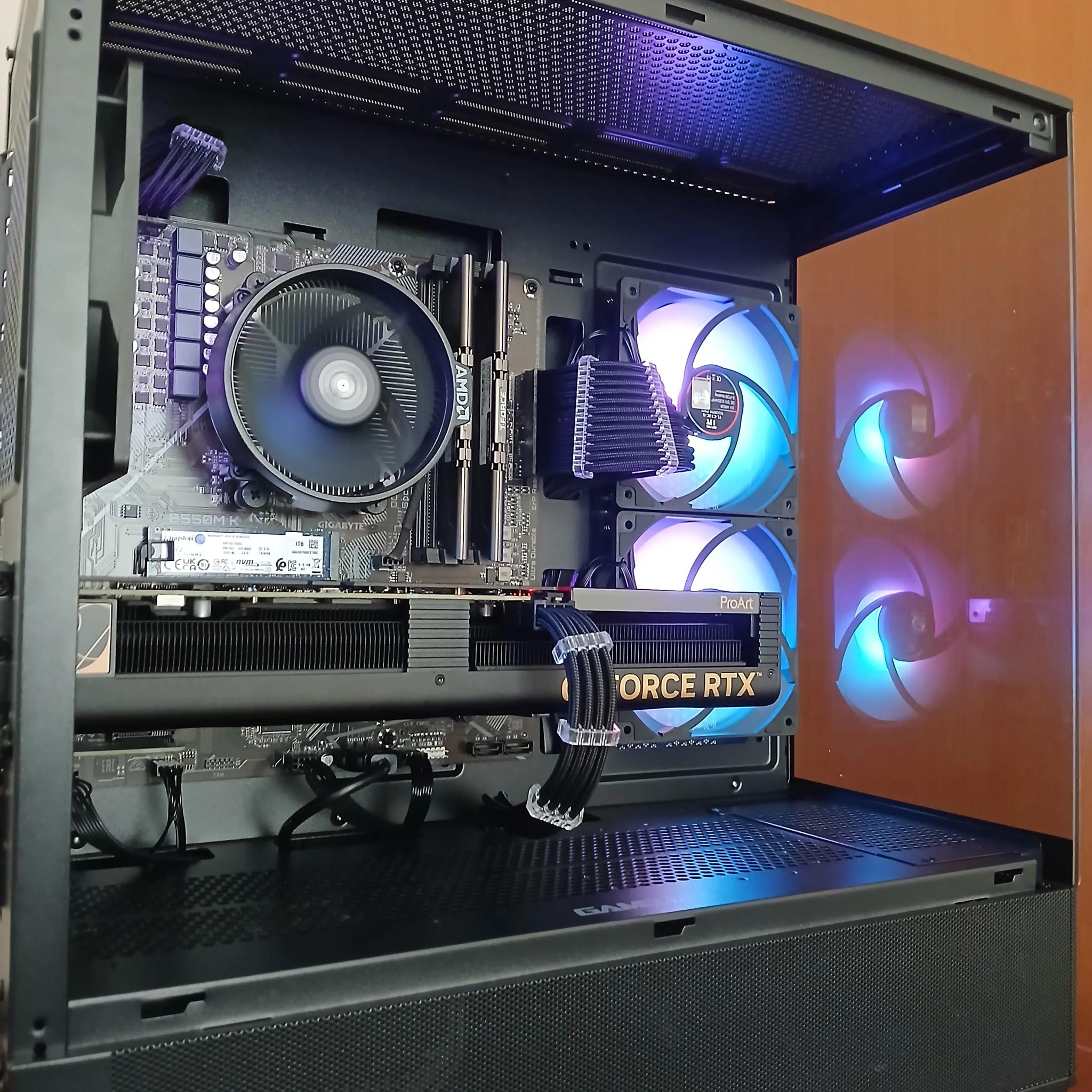 RTX 4060 | Ryzen 5 5600X | 16GB DDR4 RAM