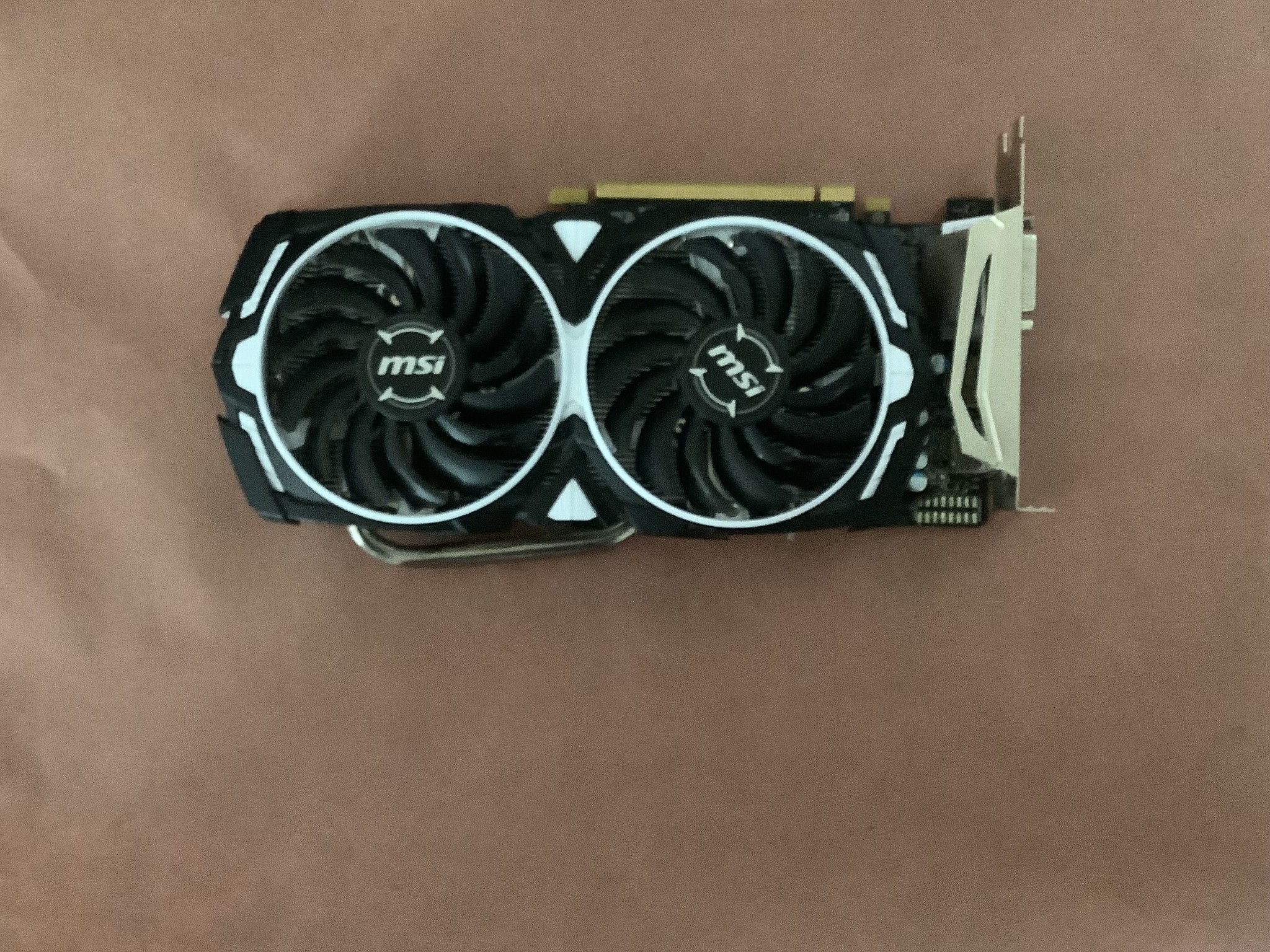 MSI Rx 570 8GB + Free Gift