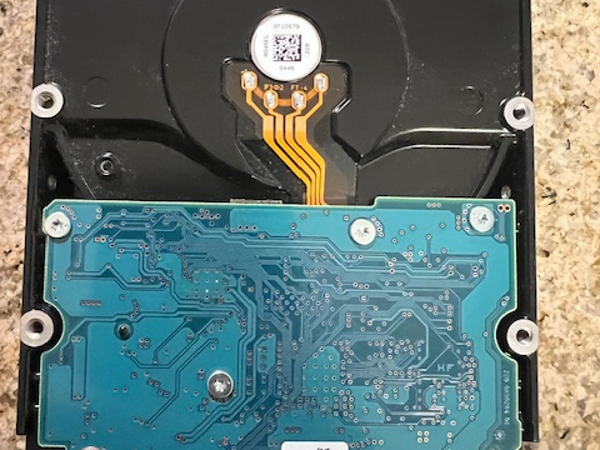 Hitachi 3TB 7200 RPM Internal Hard Drive 3.5" SATA 6.0 Gb/s