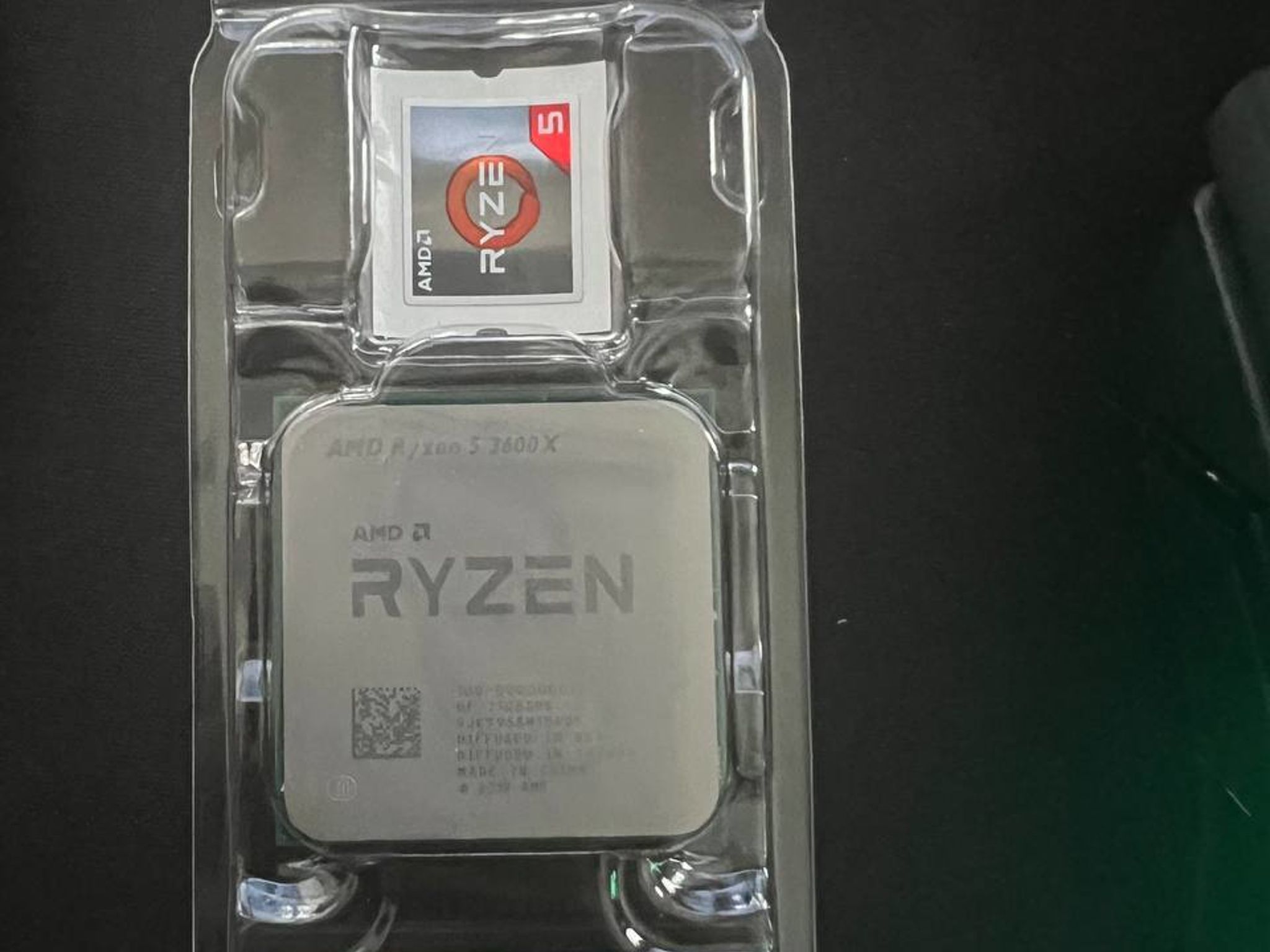 AMD Ryzen 5 3600X 6-Core, 12-Thread Unlocked Desktop Processor with Wraith Spire Cooler