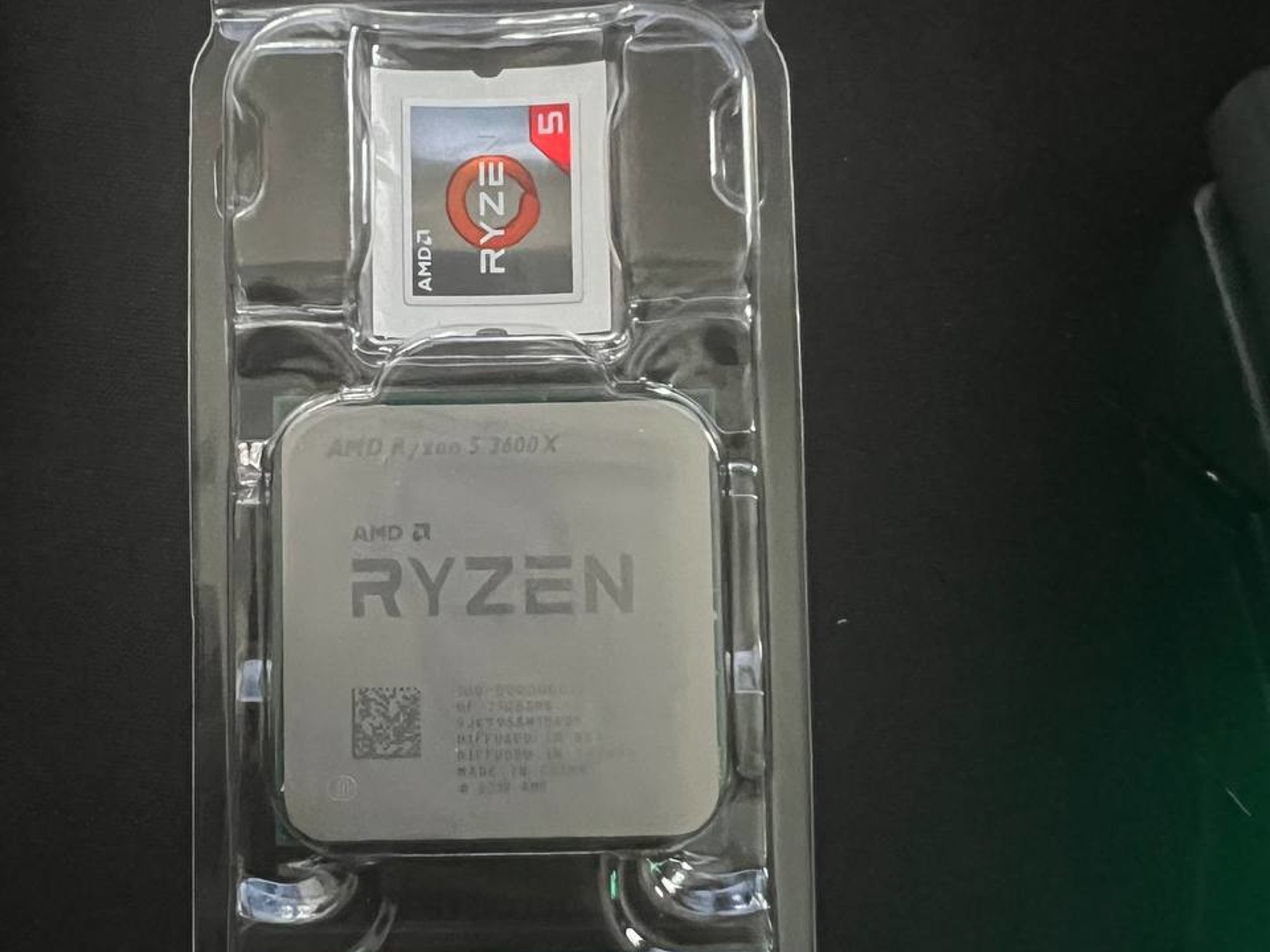 AMD Ryzen 5 3600X 6-Core, 12-Thread Unlocked Desktop Processor with Wraith Spire Cooler