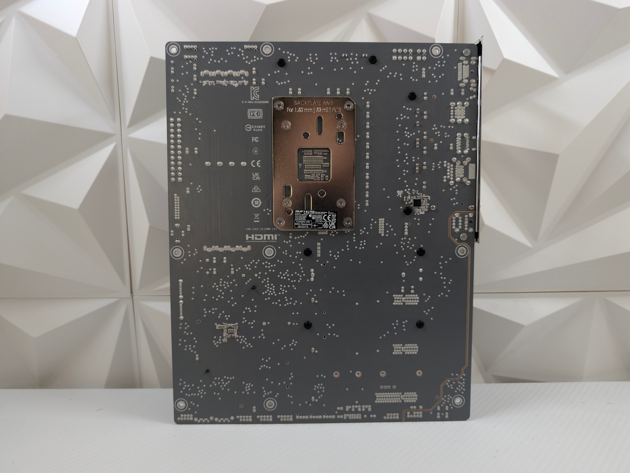 ASUS B650E MAX GAMING WIFI W