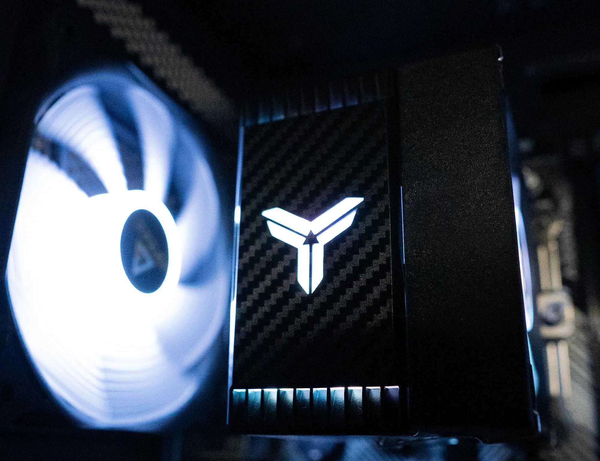 ⛈️❄️ | GIGABYTE RTX 4060 Ti | RYZEN 7 5700X | 32GB DDR4 RAM | 2TB NVME SSD | Arctic Snow