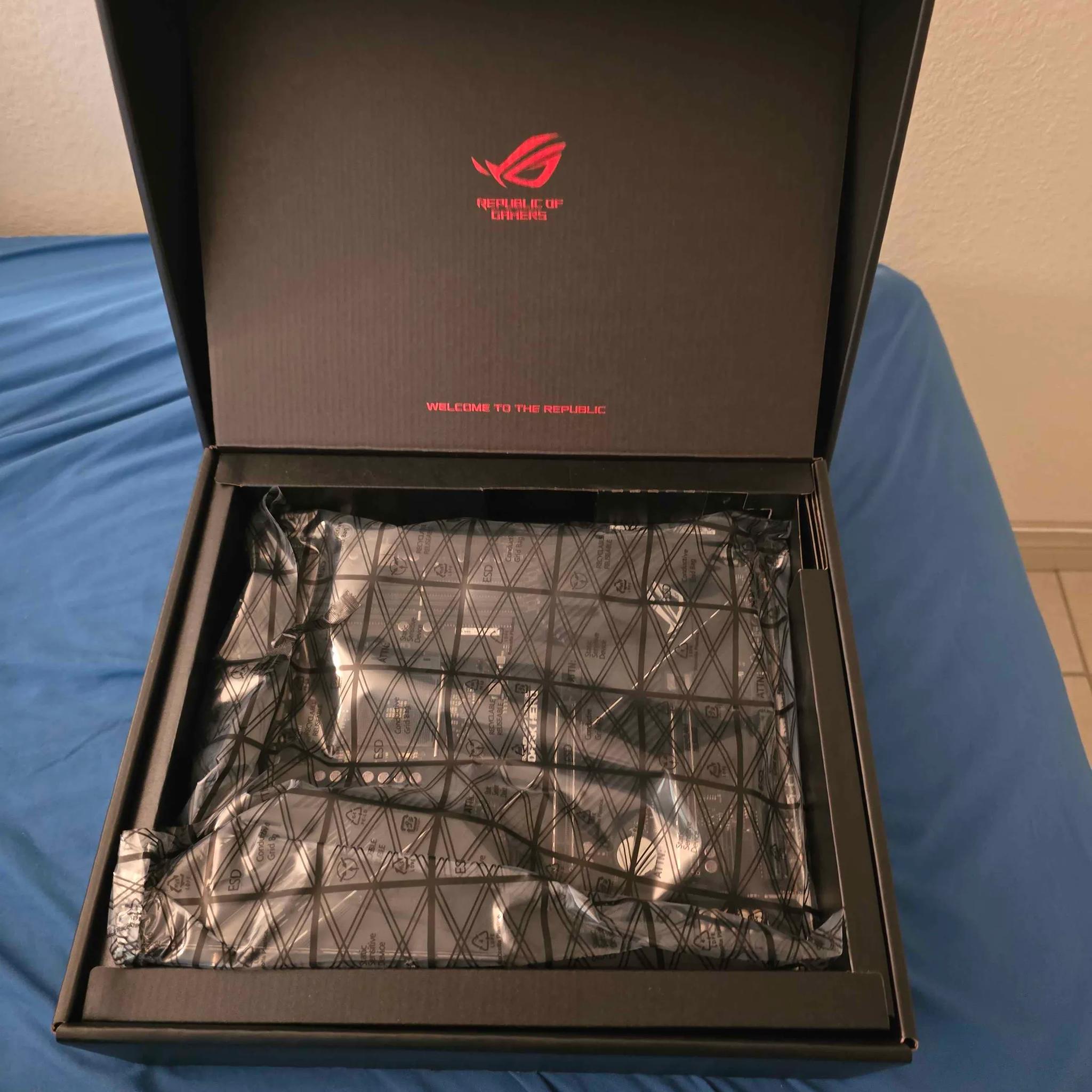 BUNDLE DEAL SALE! Ryzen 5950x & ASUS ROG DARK HERO x570 Motherboard