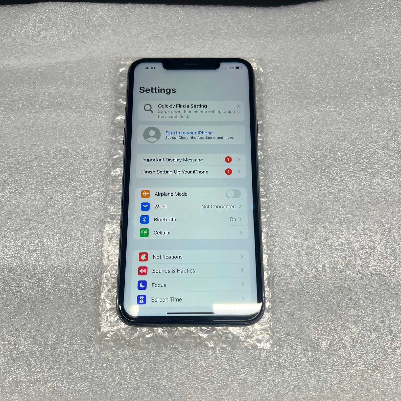 Apple iPhone 11 Pro Max – Unlocked – 64 GB – Midnight Green