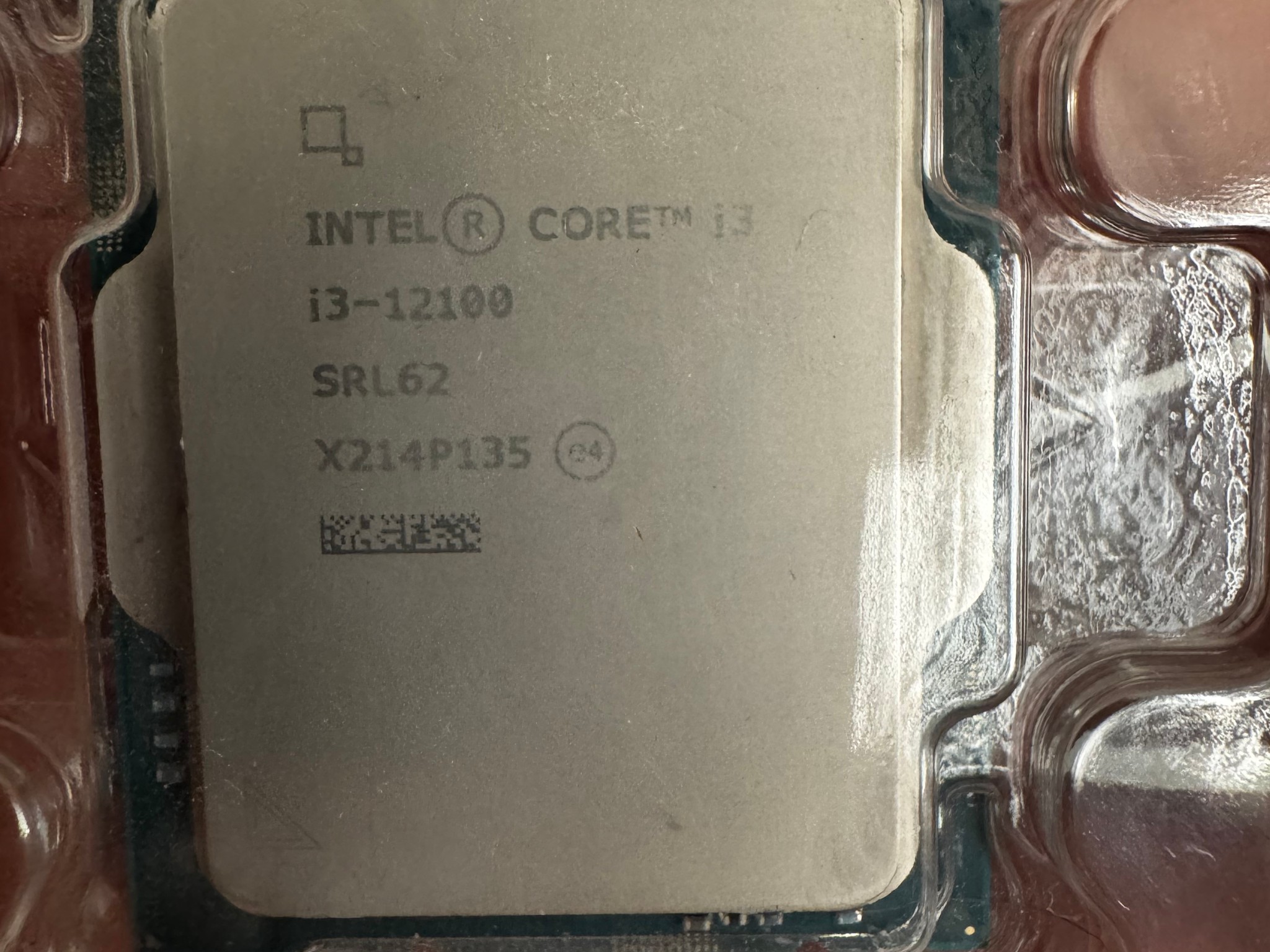 Intel Core i3-12100