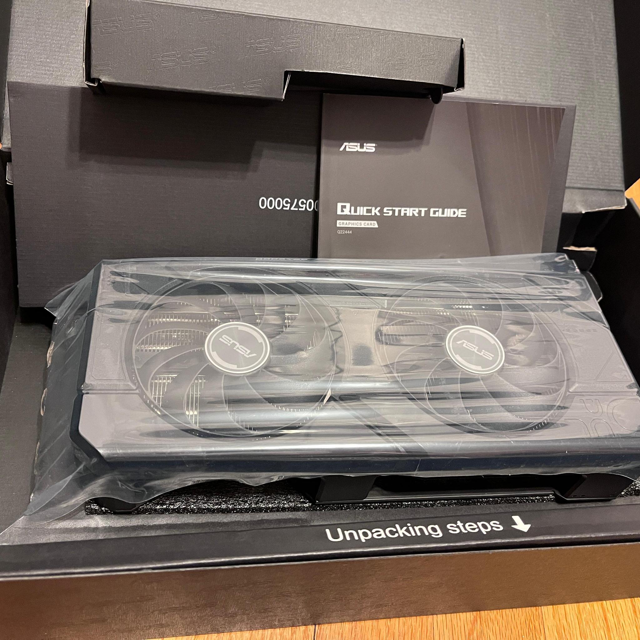 AMD Radeon RX 7800 XT 16GB — Lightly Used, Original Box Included