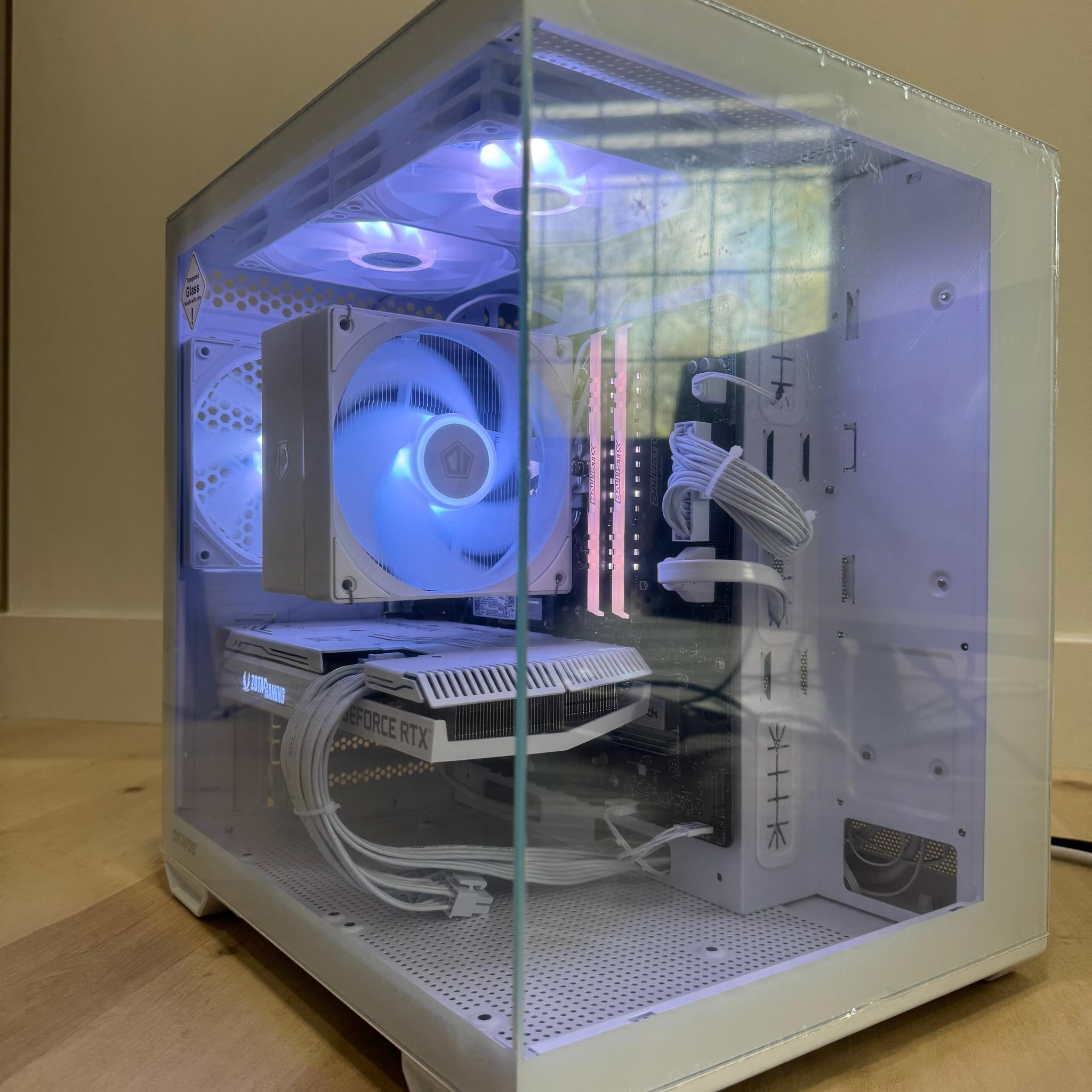 Rtx 3070 and Ryzen 5 3600 gaming pc