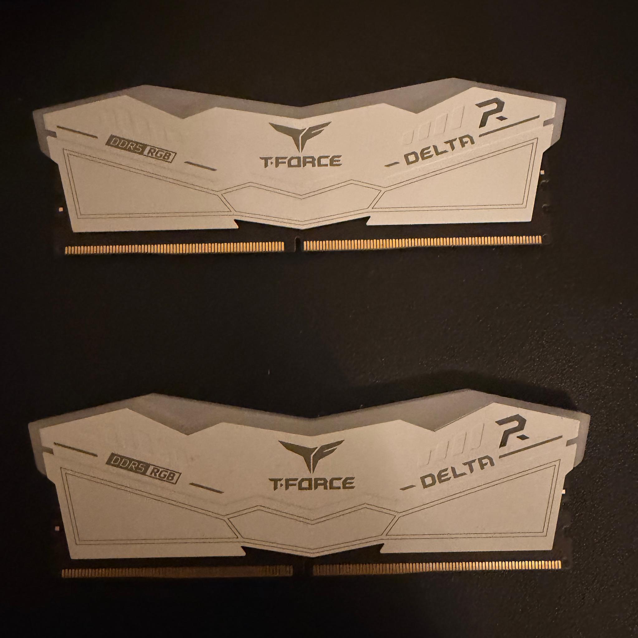 TEAMGROUP T-Force Delta RGB 16GB DDR5-7200 (2x16GB)