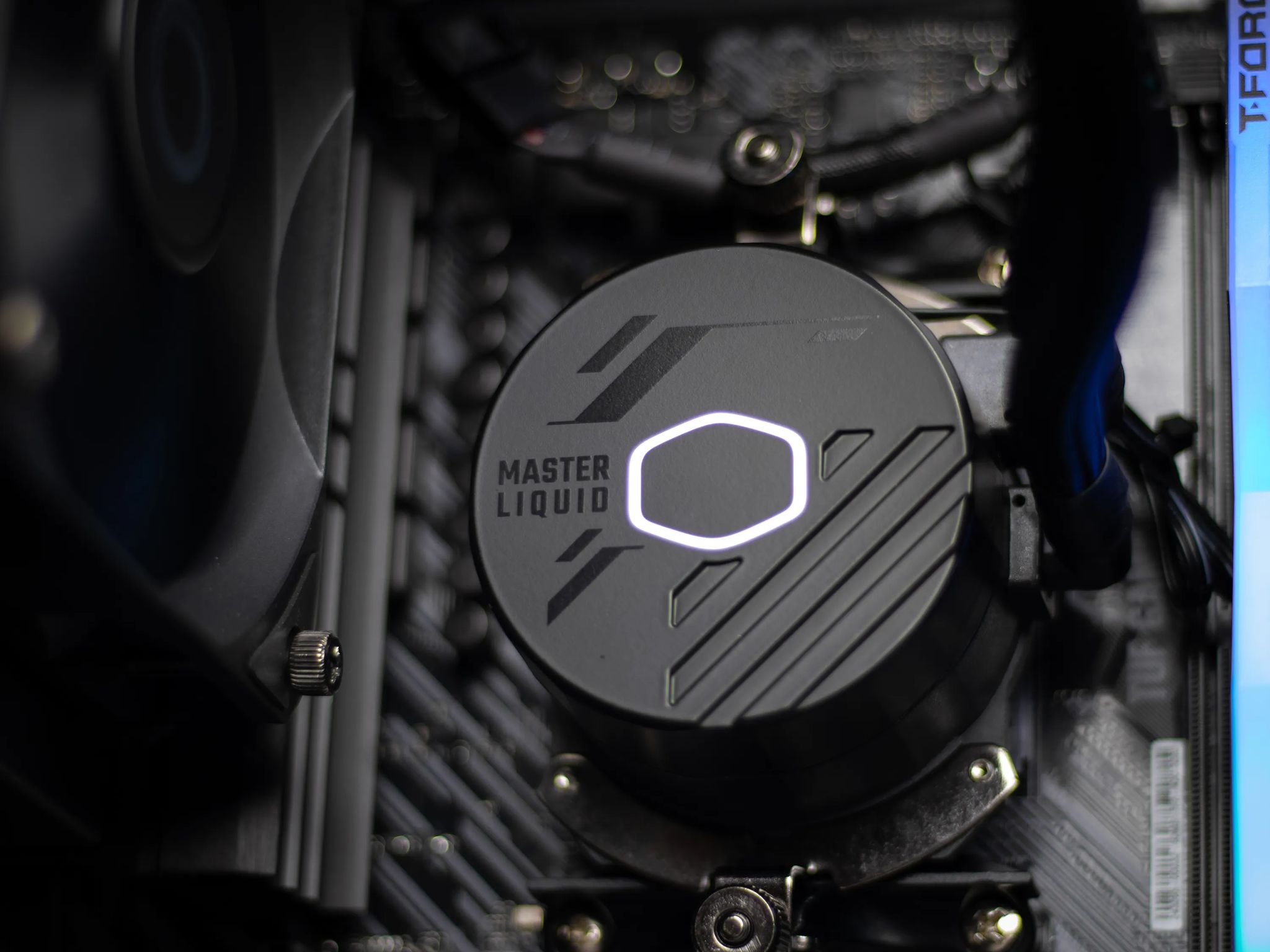 “Colorless.Pro” RX 7600 Ryzen 5 32GB Windows 11 1TB Gaming PC Powerhouse