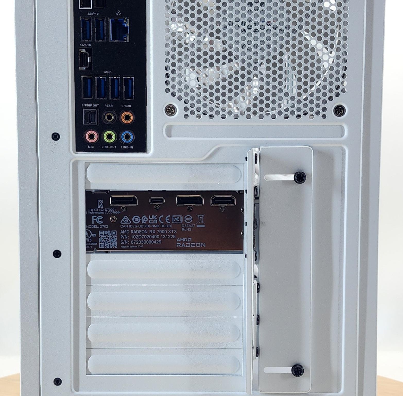 Gaming PC Ryzen 7 7800X3D 32GB RAM 2TB SSD RX 7900 XTX 24GB Windows 11 Computer