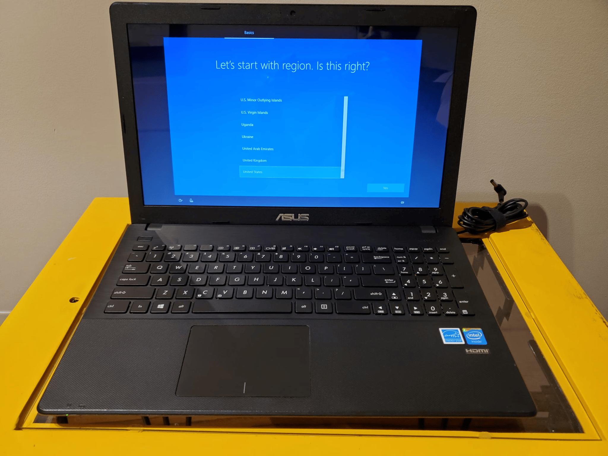 Asus X551M 15.6" Laptop Celeron N2815 1.86Ghz 4gb Ram