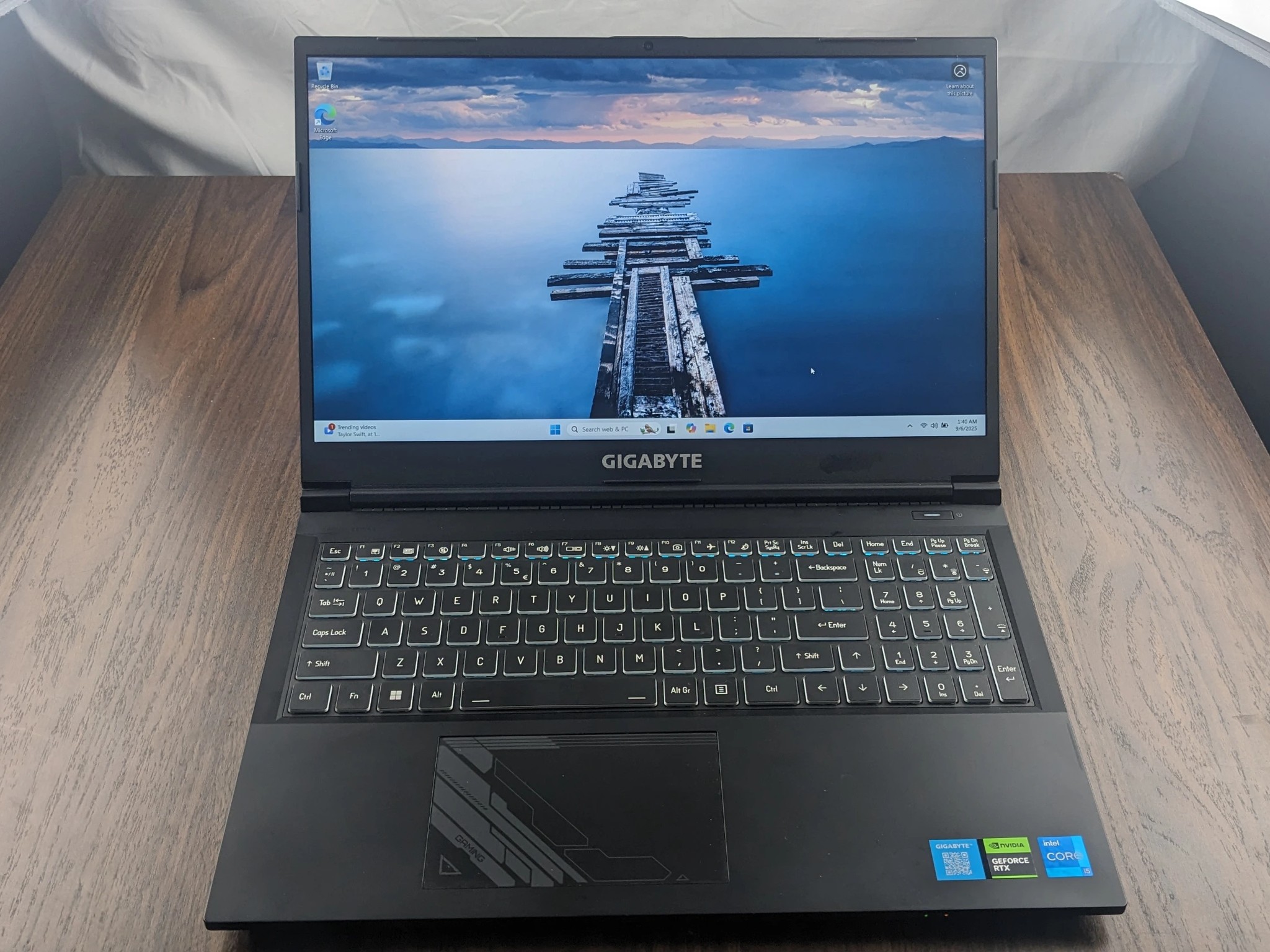 15.6" Gigabite G5 KF5" RTX 4060m, 12500H, 32GB ddr4 3200, 512GB Gen 4 NVMe. 144hz display