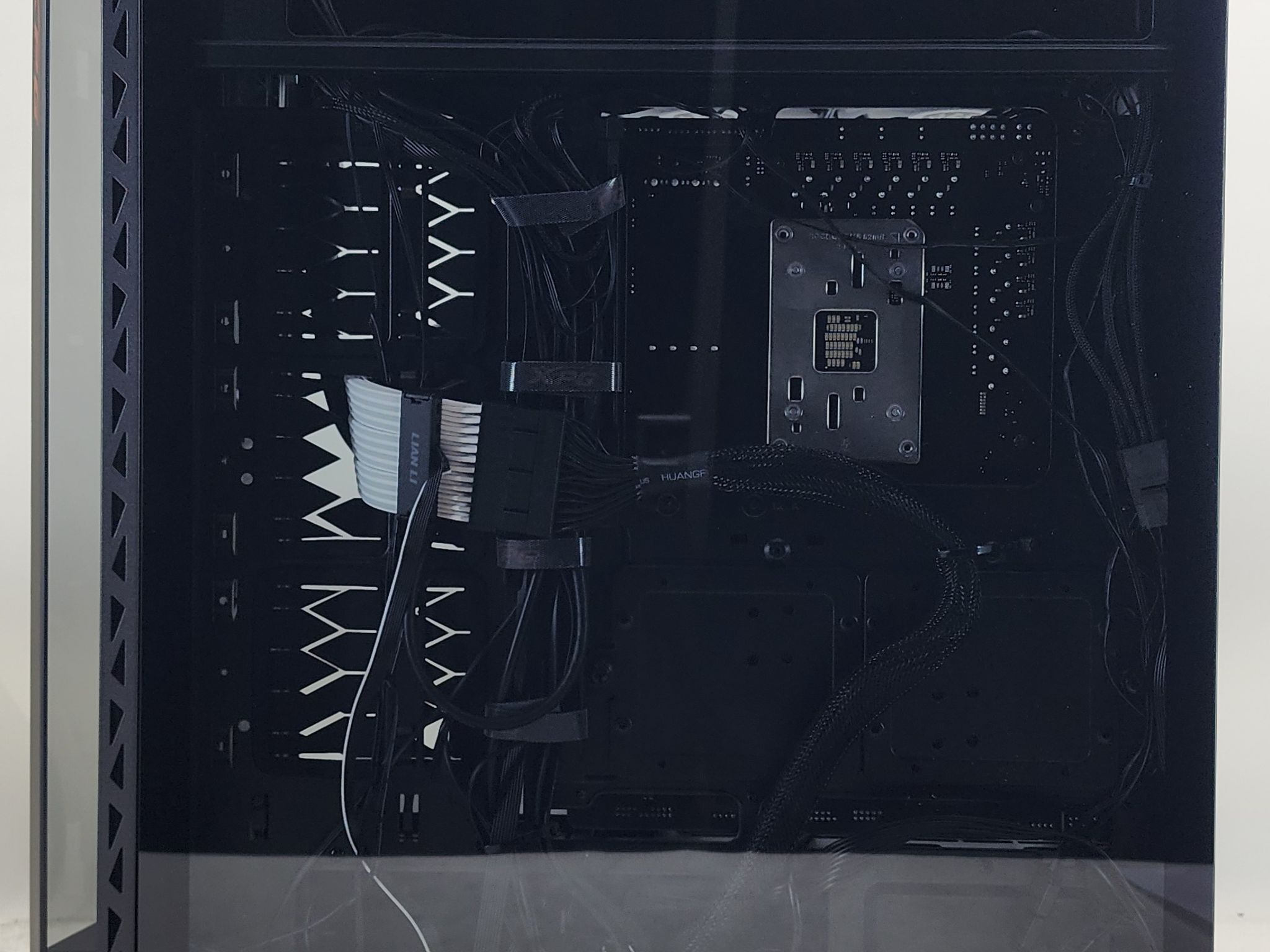 Gaming PC Ryzen 5 7600X3D 32GB RAM 1TB SSD RTX 4070 12GB Windows 11 Computer