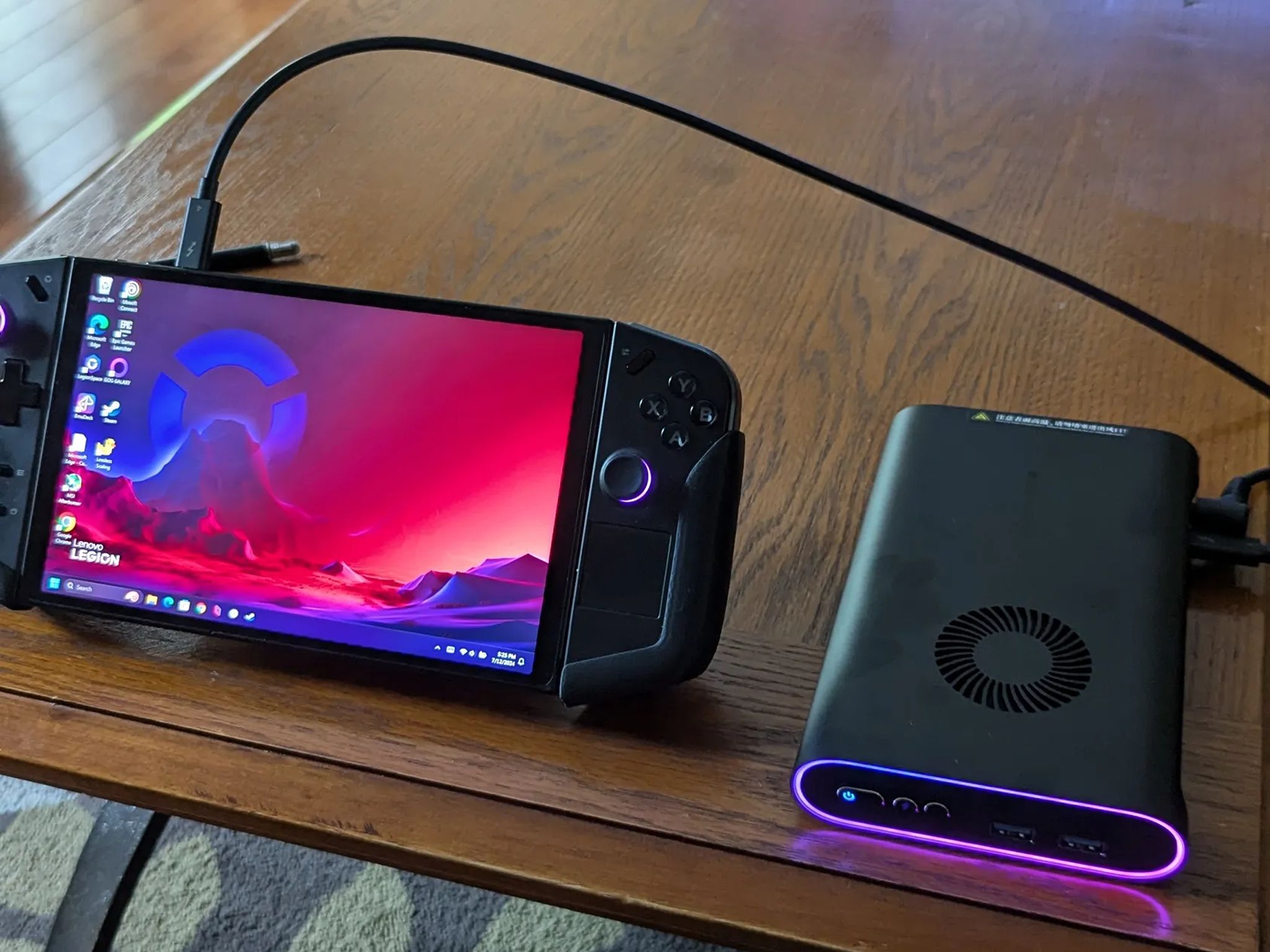 Onexgpu 7600 xt m egpu