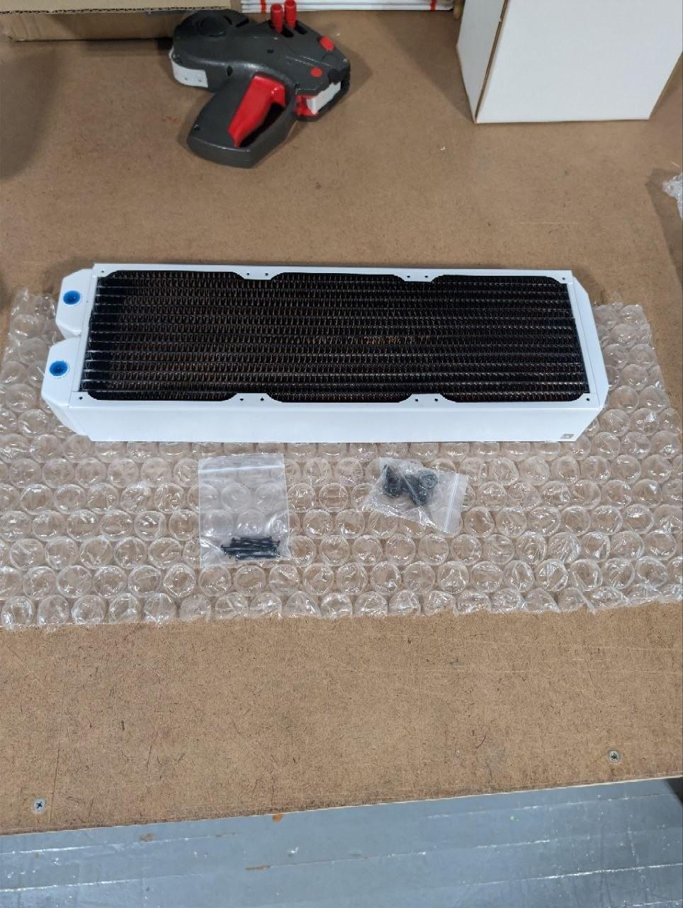 Alphacool NexXxoS UT60 Full Copper 420mm Radiator | White Special Edition (14208