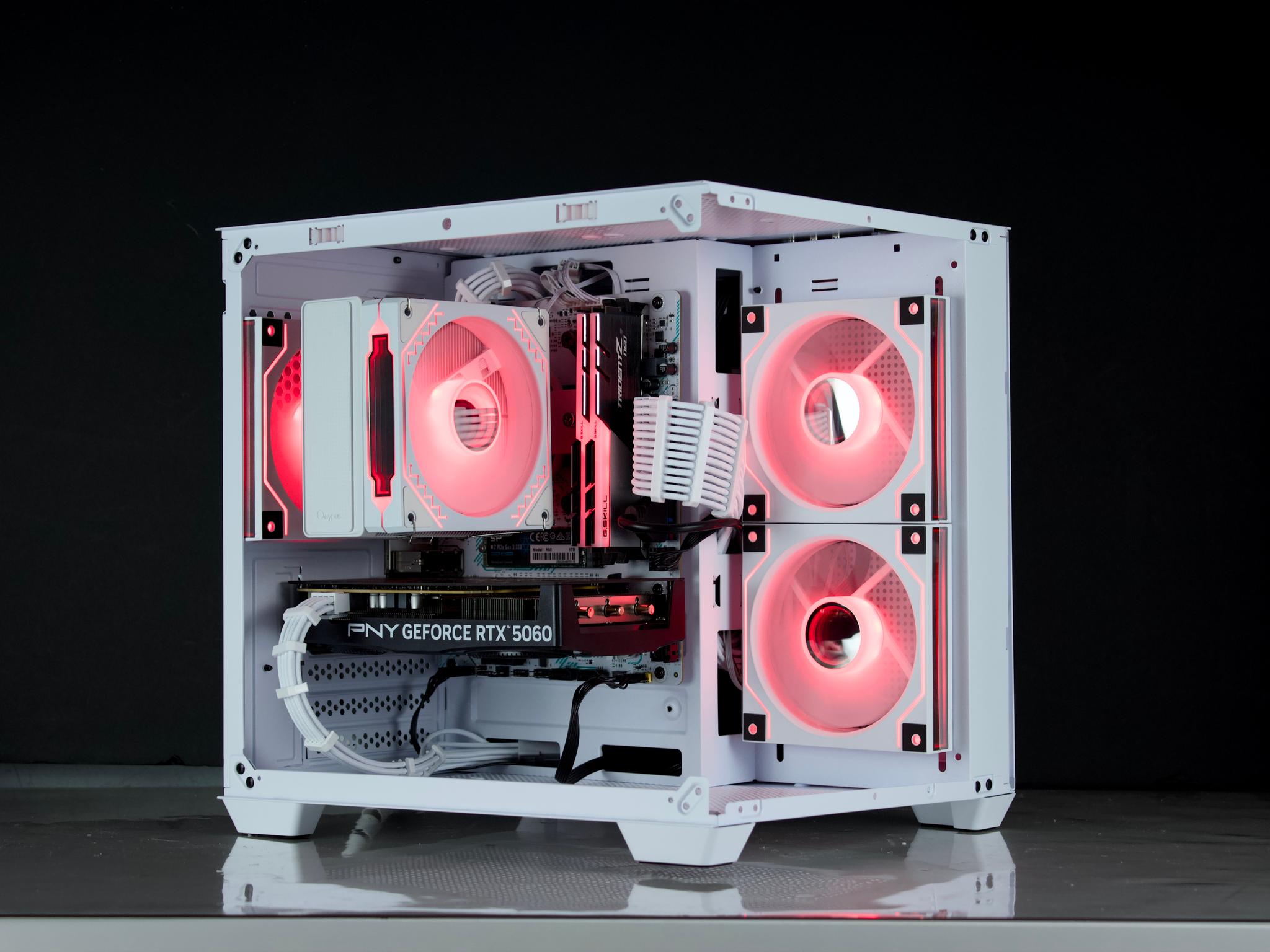 🧊❄️🧊 White Gaming PC – RTX 5060, Ryzen 5 5600X, 32GB RAM, 1TB SSD - WiFi, BlueTooth 🧊❄️🧊