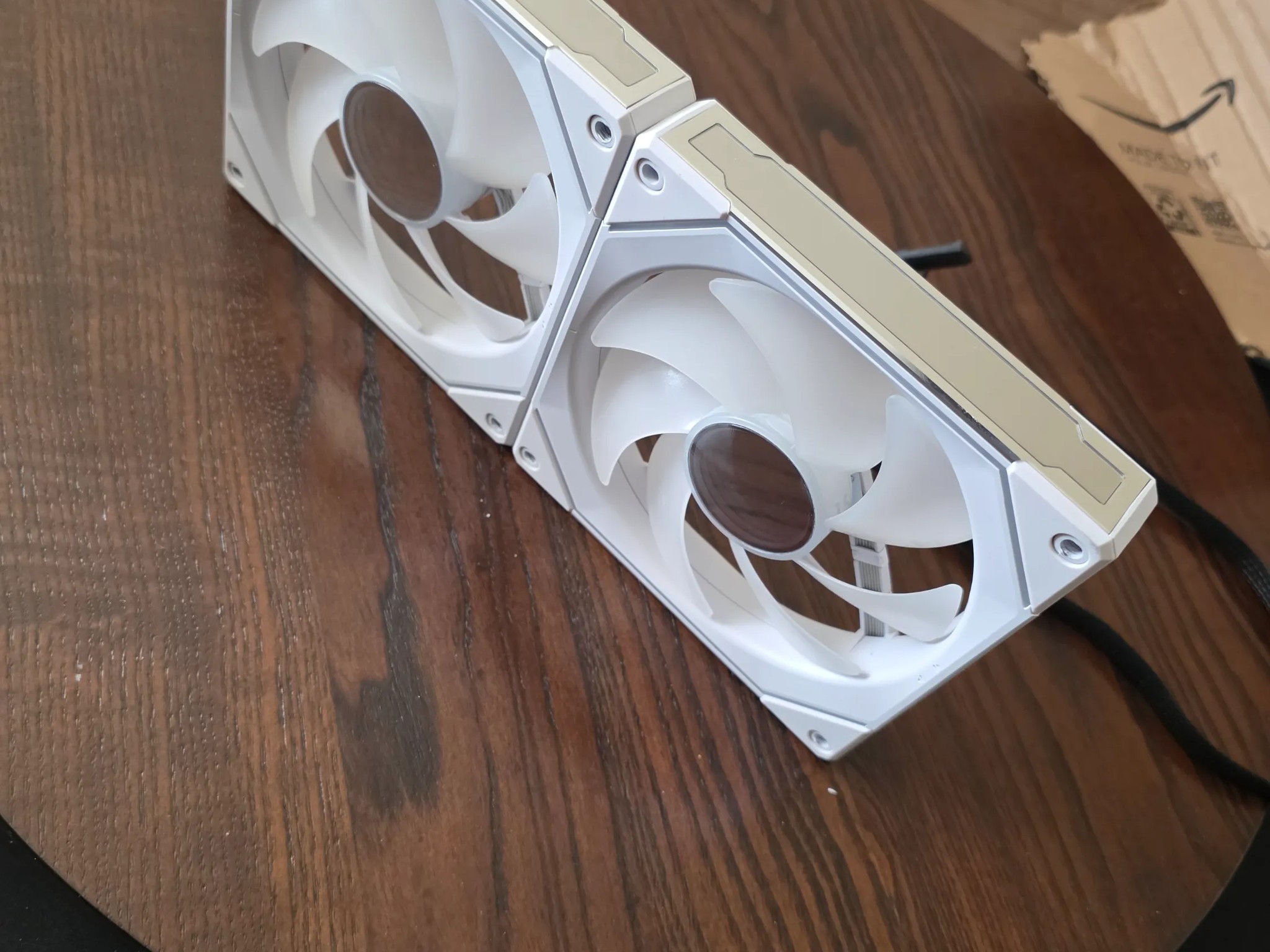 (2X) 140mm Lian Li UNI FAN SL-Infinity ARGB PWM Case Fan - 140mm, 6.5 Inches