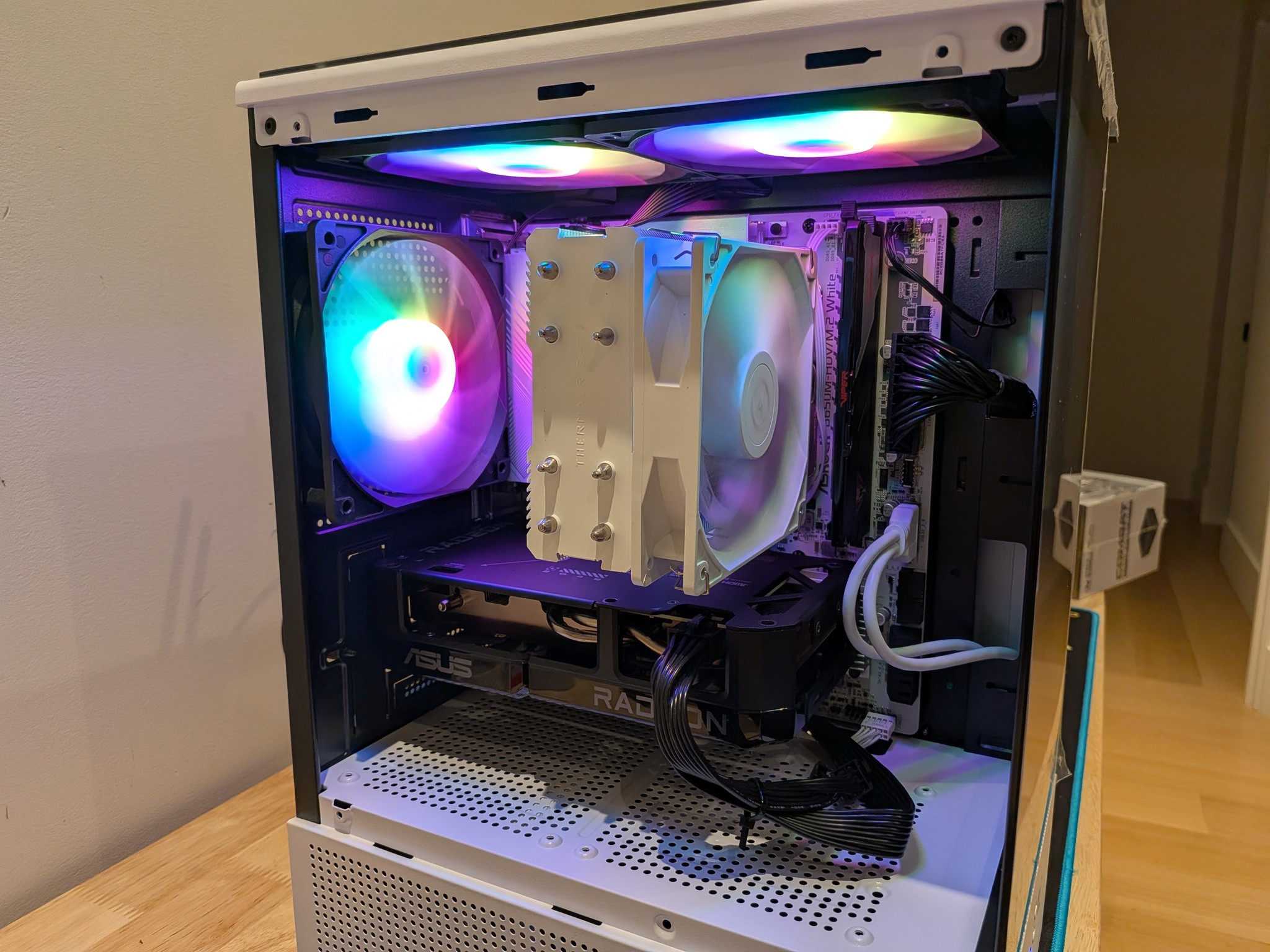 1440p AM5 Starter - RX 9060 XT 16GB, Ryzen 5 7600X, 16 GB DDR5 RAM