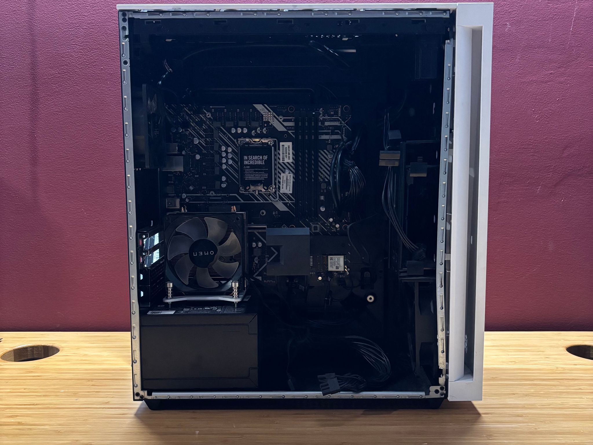 GeForce RTX 4070 Custom Gaming PC - Ryzen 5 9600X, 32GB RAM, 1TB NVMe SSD