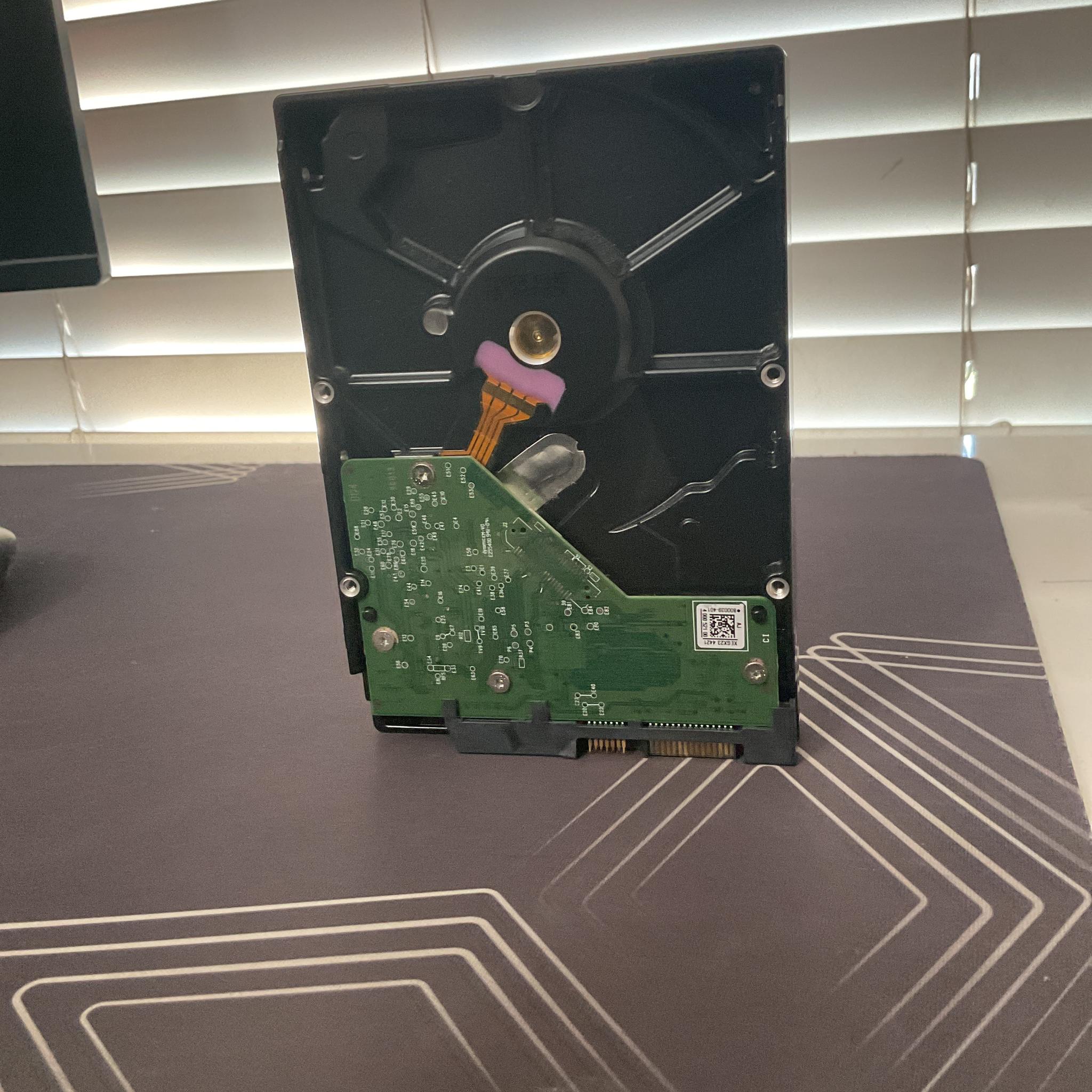 Broken 1TB HDD , Western Digital|6Gbs Transfer Speed