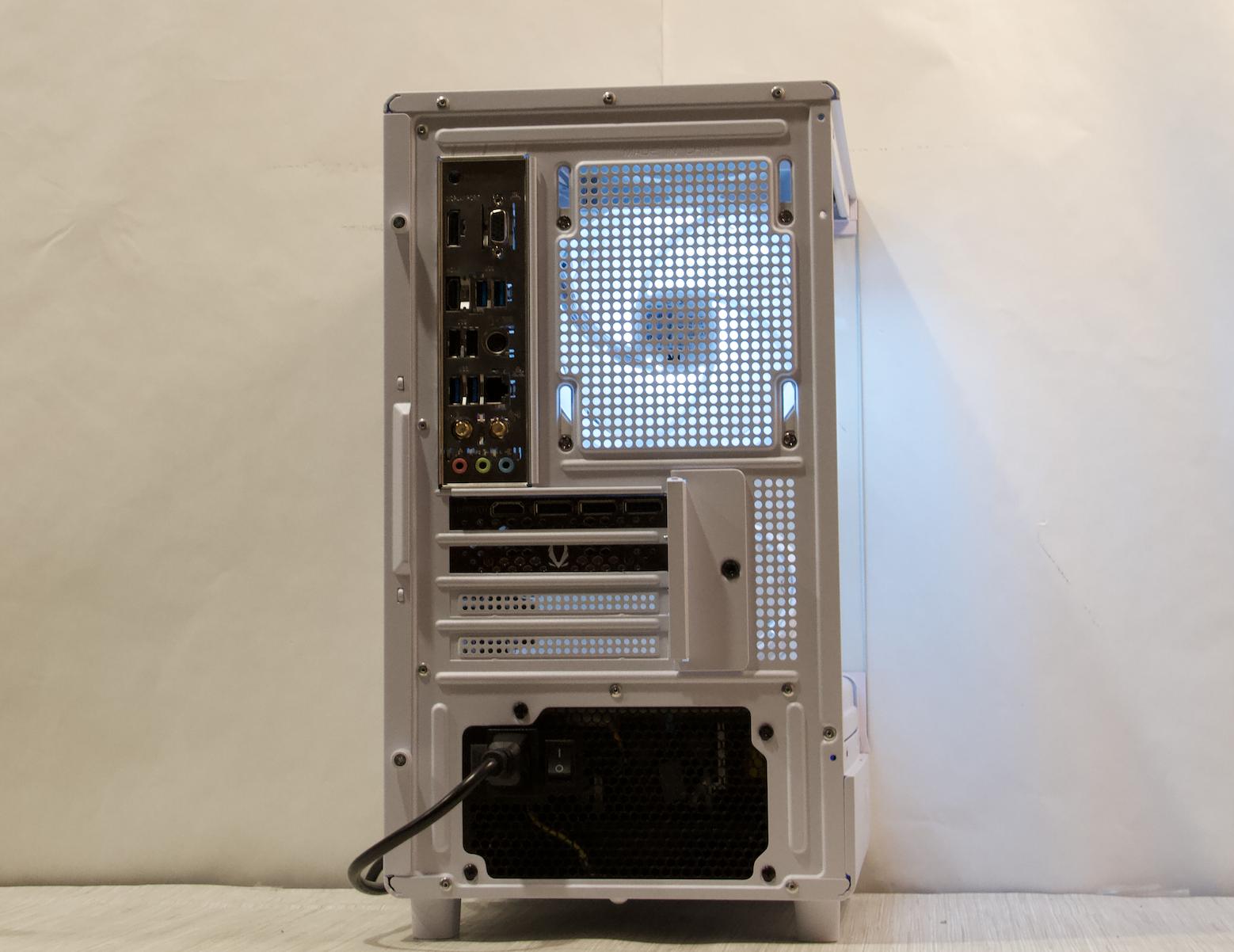 RTX 4070, Ryzen 7 5700X, 32GB DDR4, 1TB NVMe SSD, WiFi, Windows 11 Pro - Custom Gaming PC