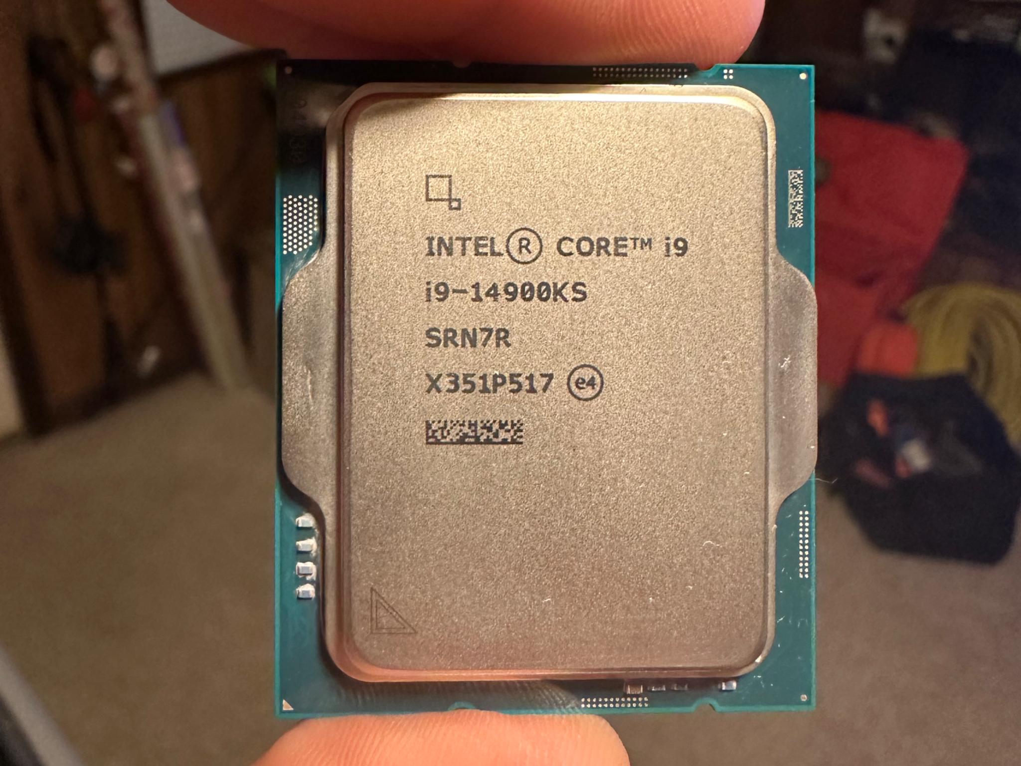 Intel® Core™ i9-14900KS Desktop Processor 24 cores (8 P-cores + 16 E-cores)