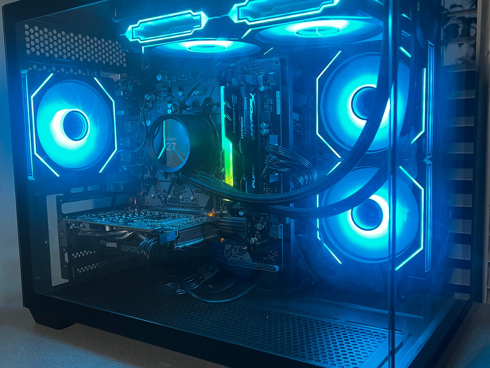 NZXT FrostFlow Gaming PC | Ryzen 5 4500 | GTX 1660 Super | 16GB DDR4 | LCD